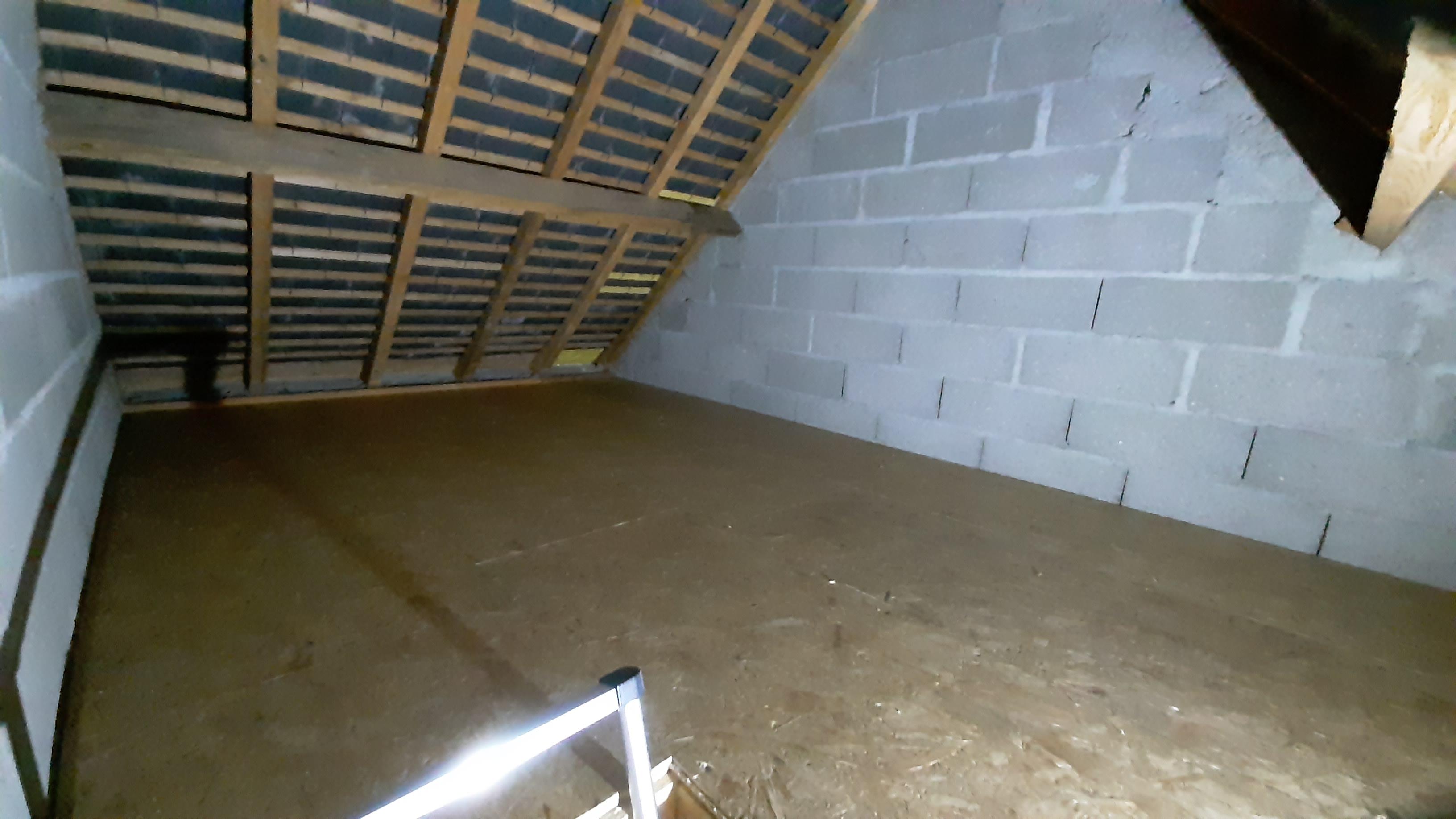 box pour du stockage Joué-lès-Tours 17 m2