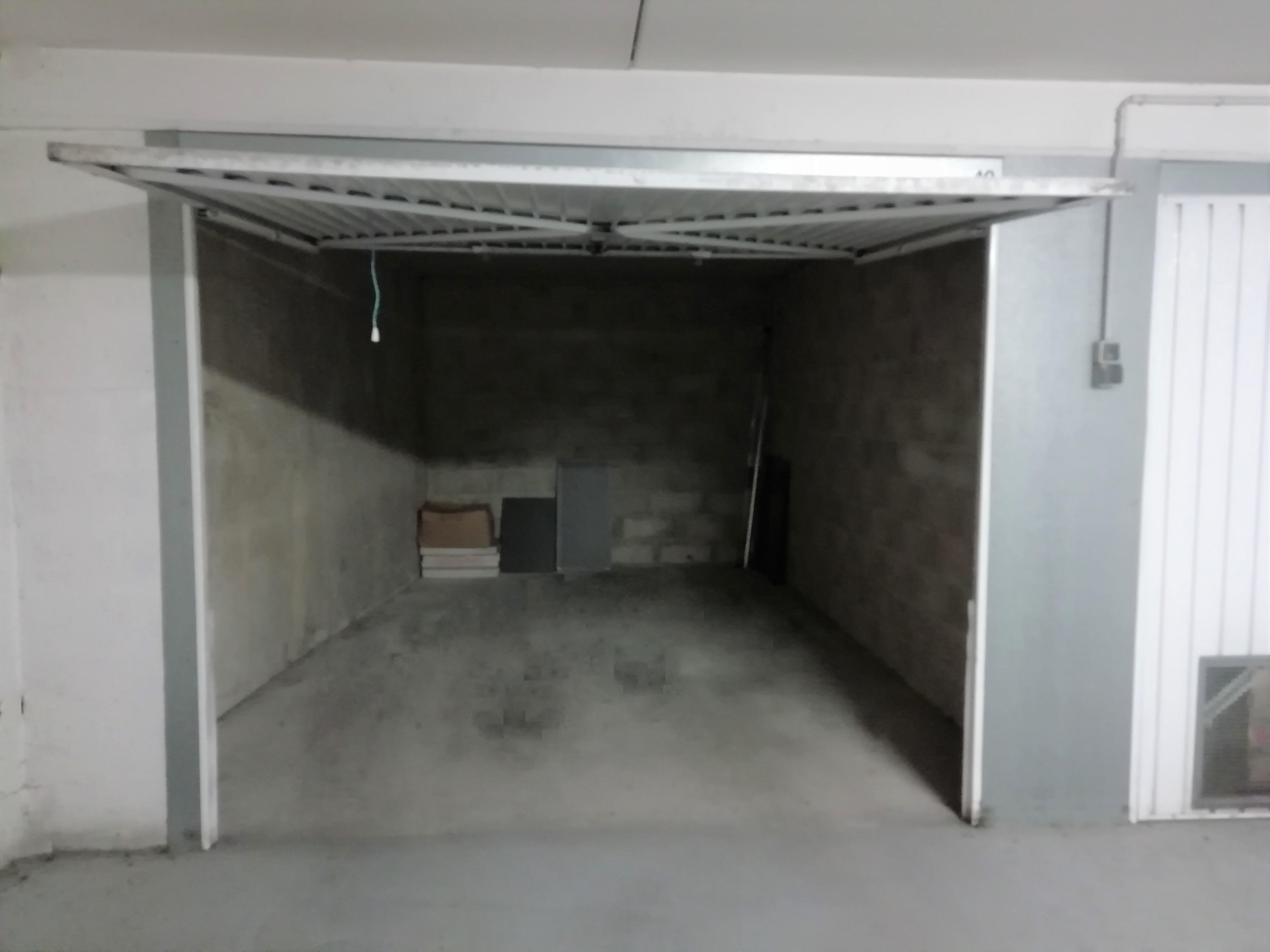 Box de stockage 15 m2 à La Défense