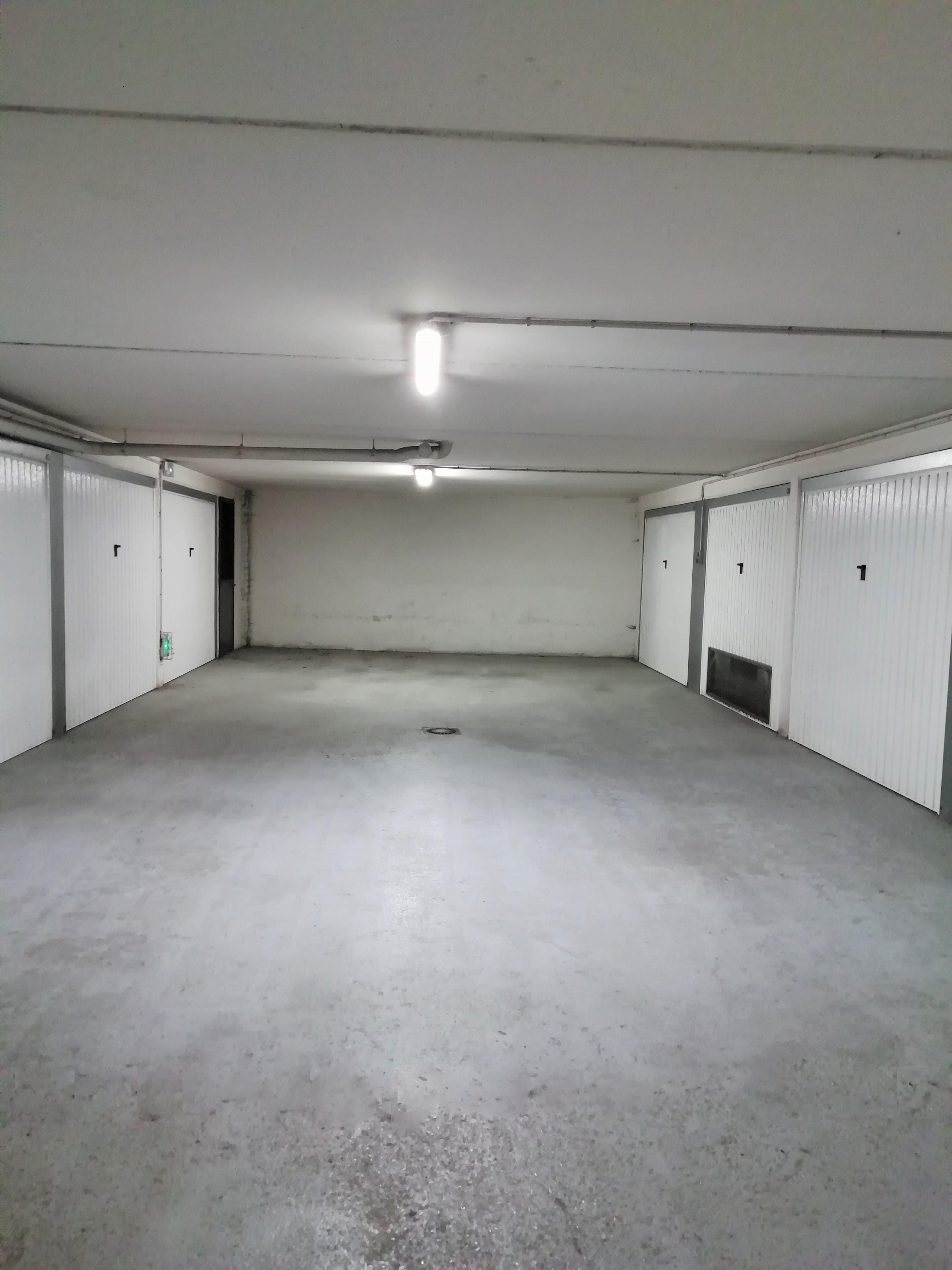 Box de stockage 15 m2 à La Défense
