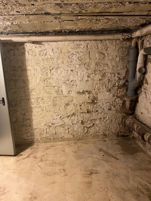 Grande cave saine à partager / rue Coriolis