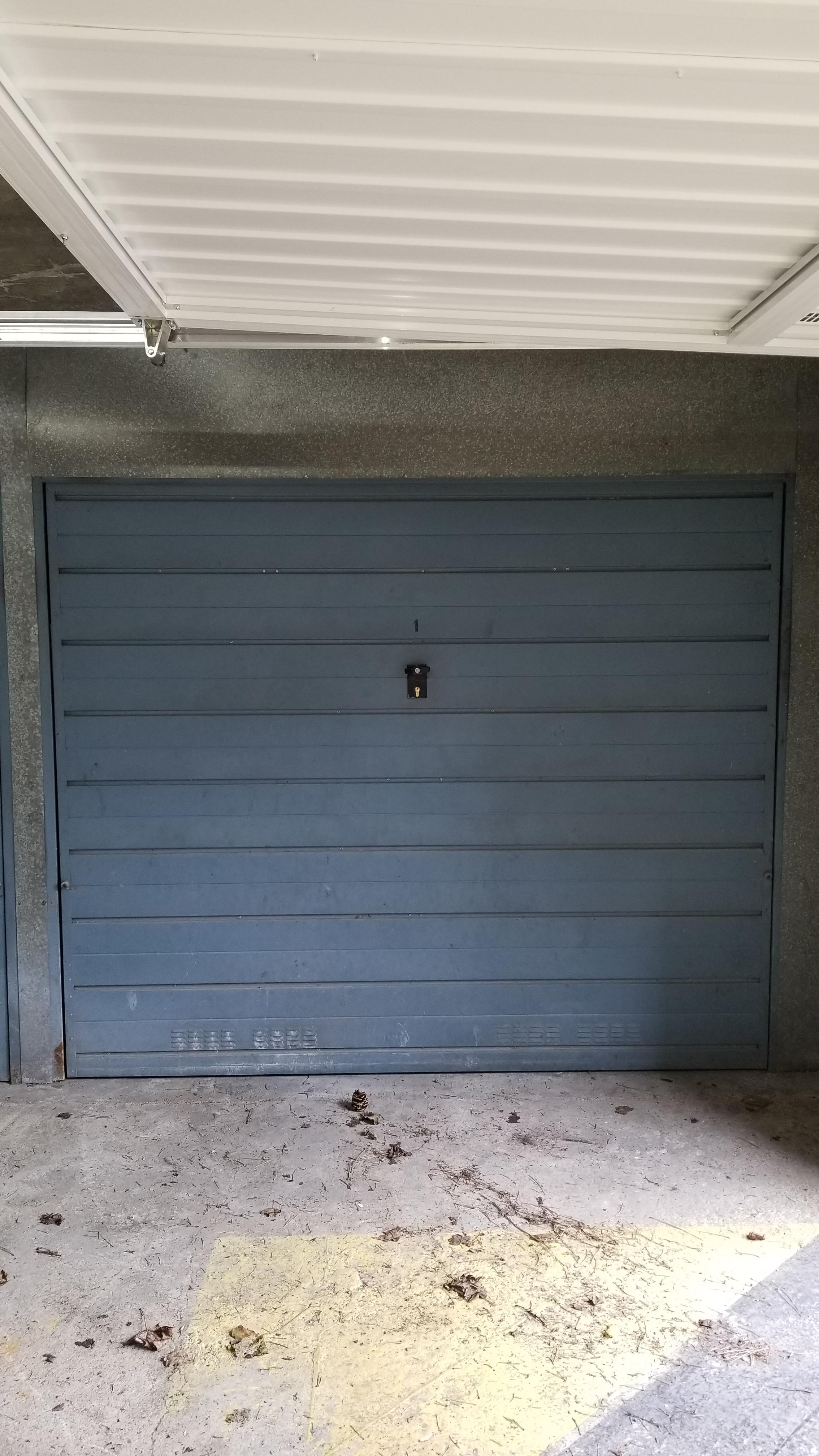 Garage sécurisé au sein résidence