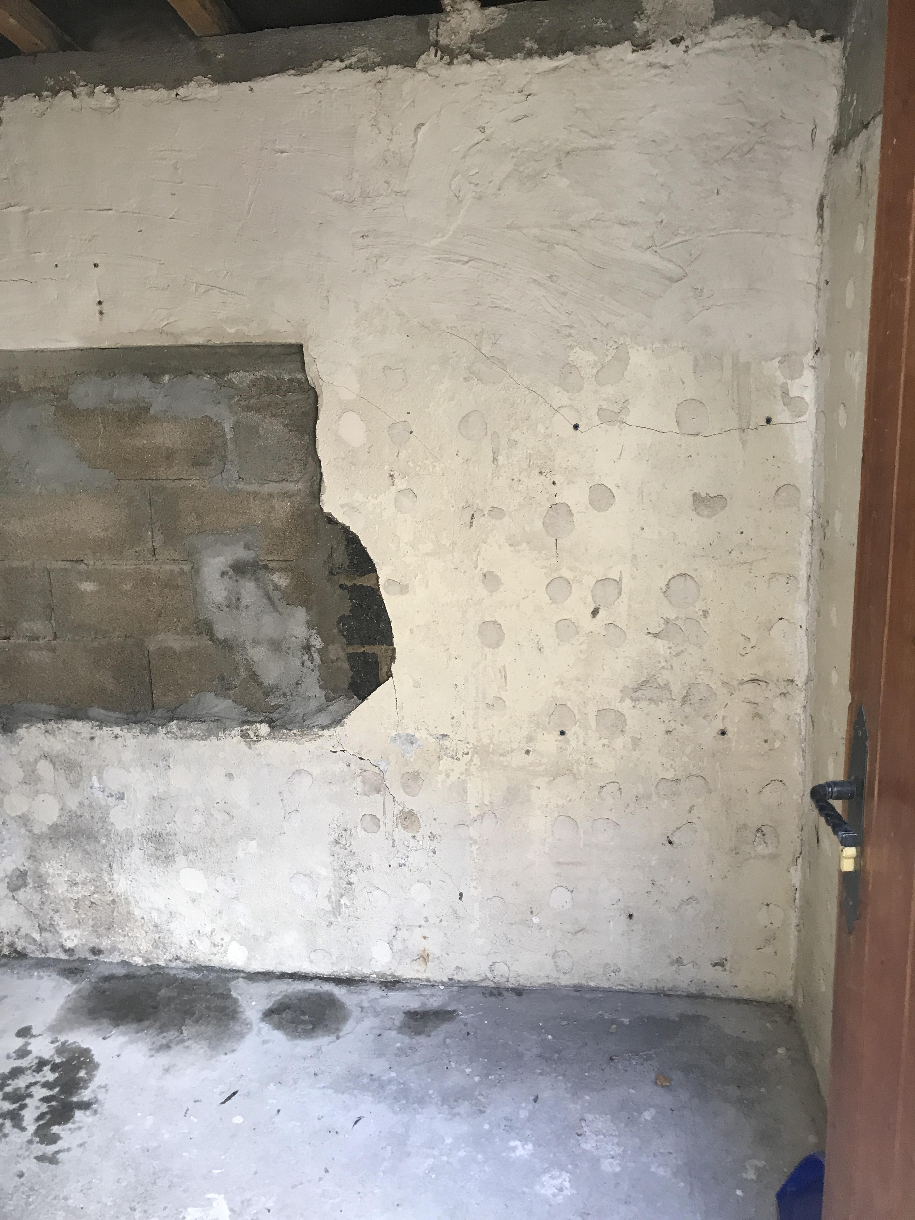 Box de stockage dans cour d'immeuble - proche