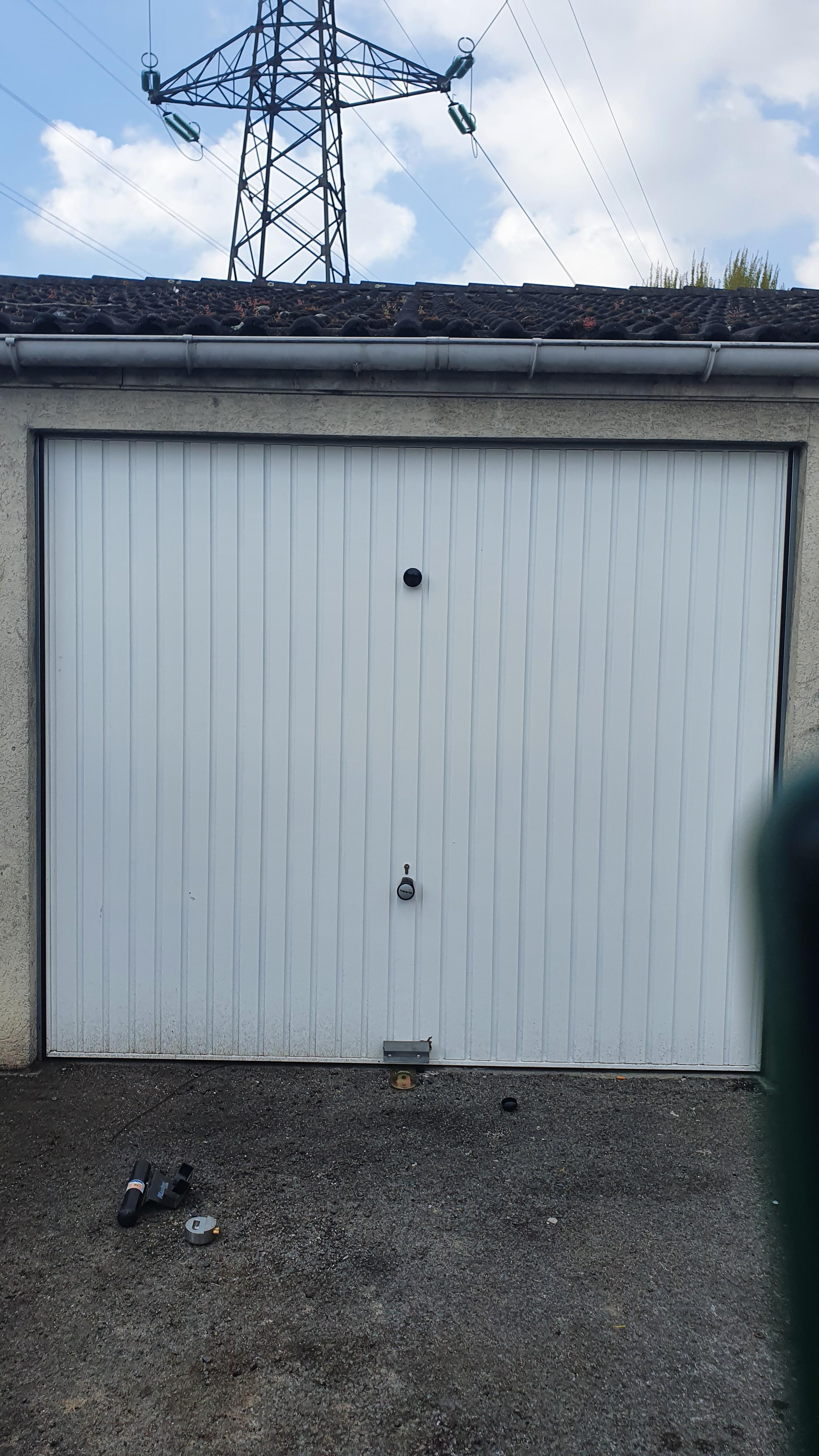 Garage / Box à louer RDC Neuilly 13m²
