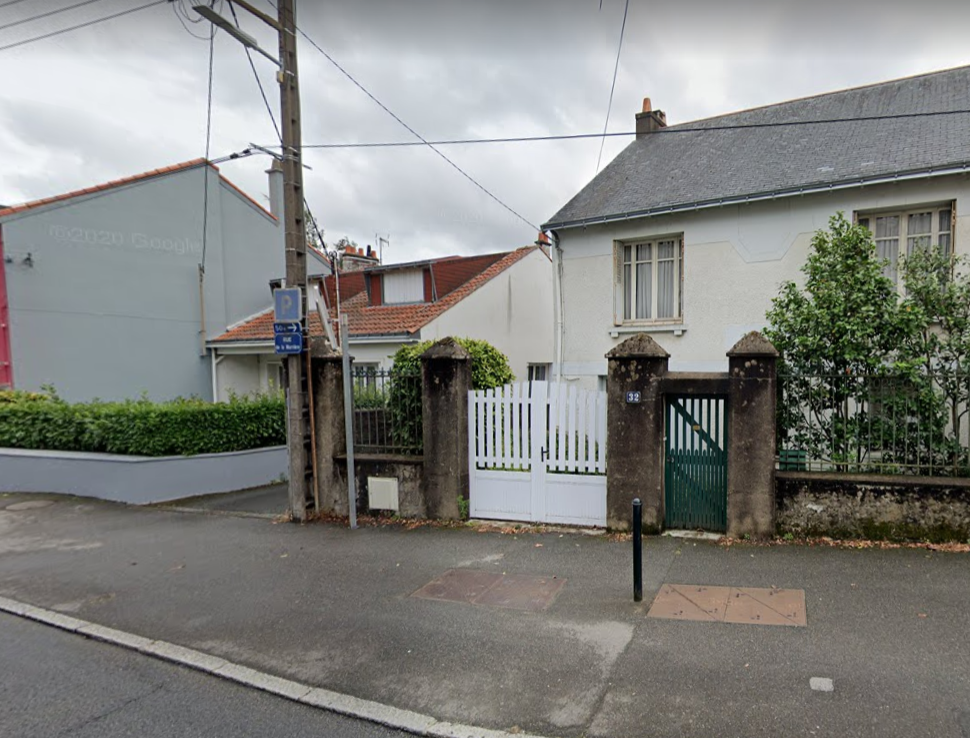 Garage/Box stockage proche Rd-pt de Paris