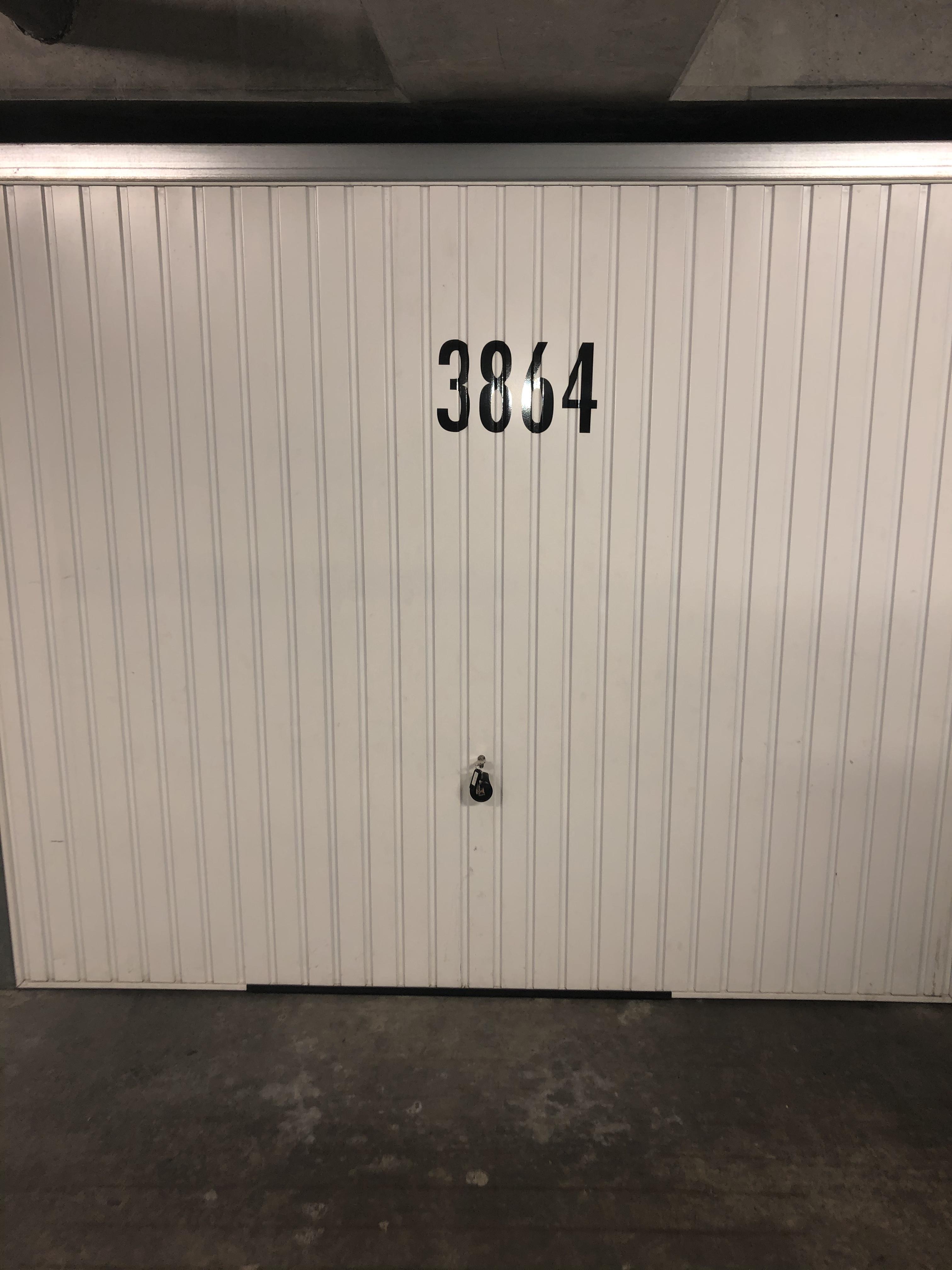 Location : box 14m² Bordeaux sous-sol sécurisé