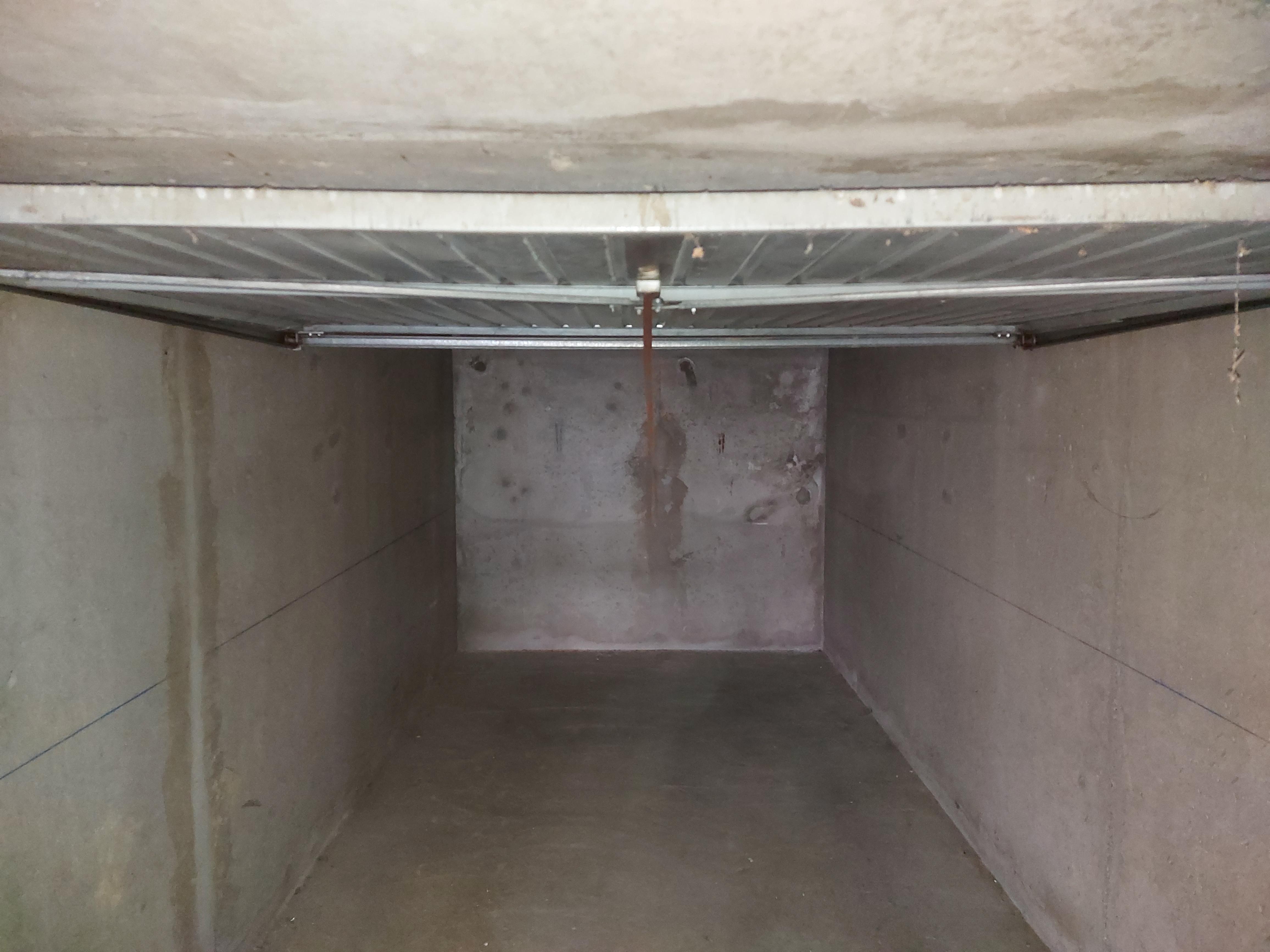 A louer box - Garage fermé