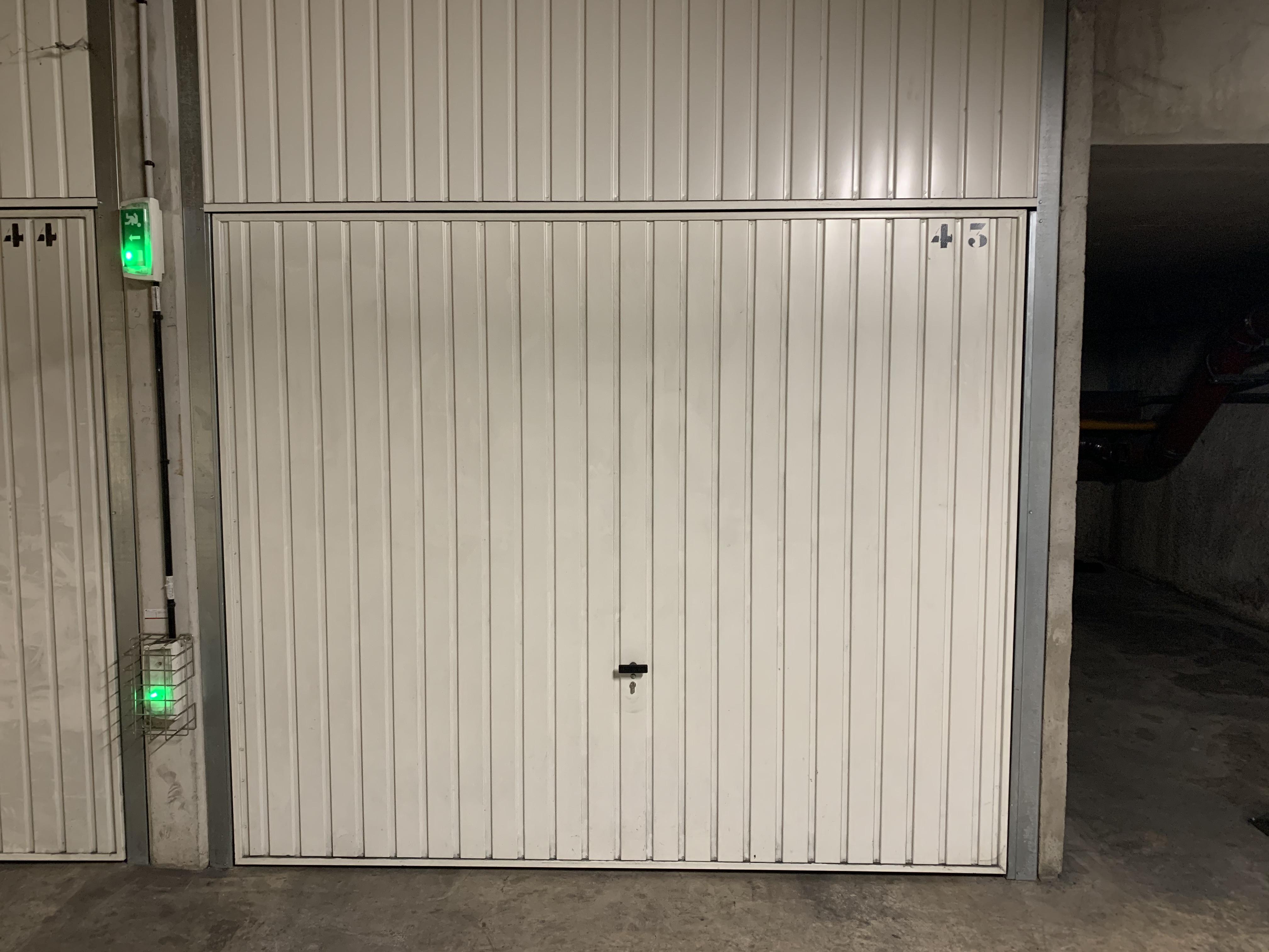 Garage / Parking à louer à Marseille en