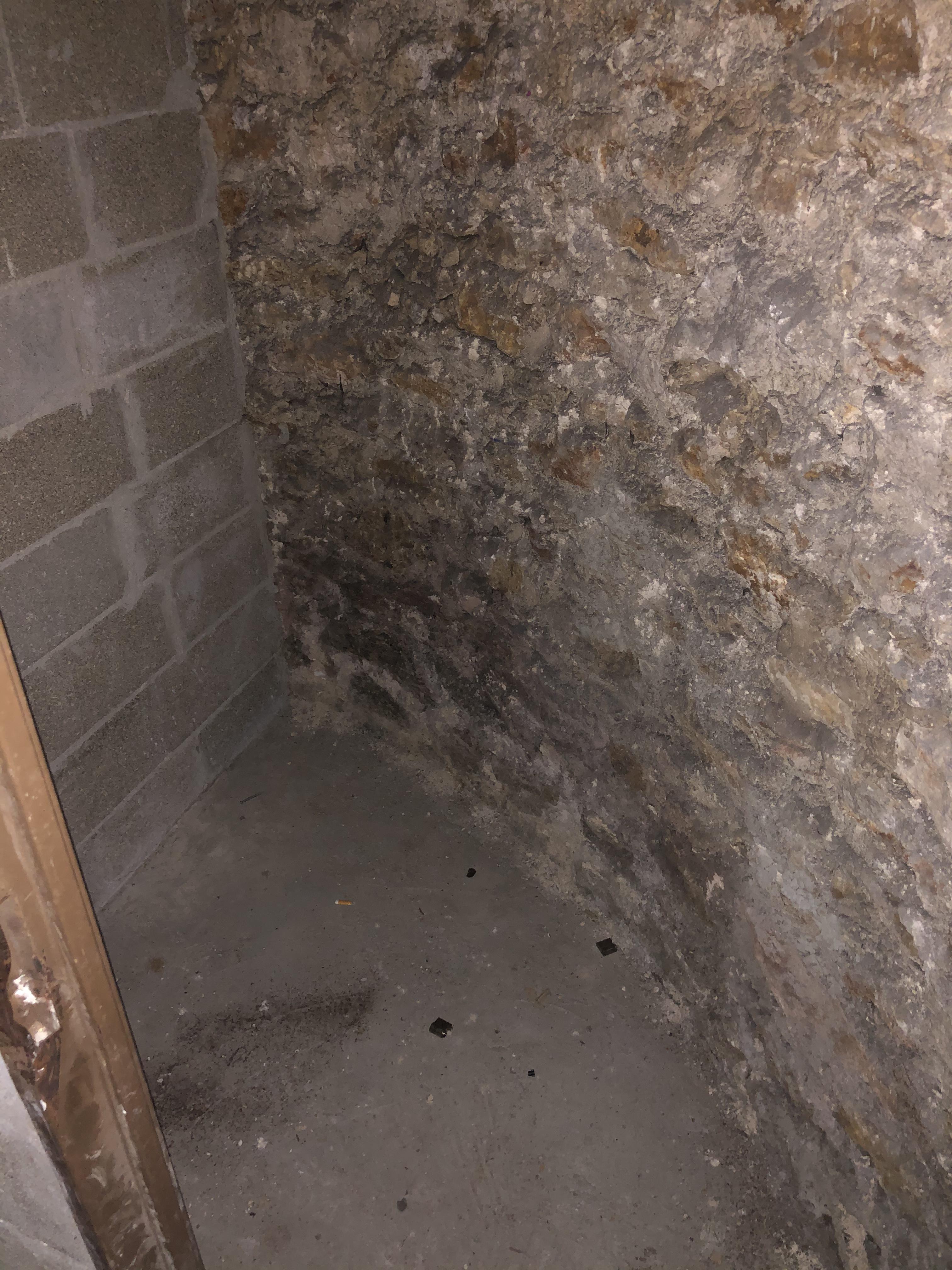 cave sol beton deuxieme ssol rue Lancry