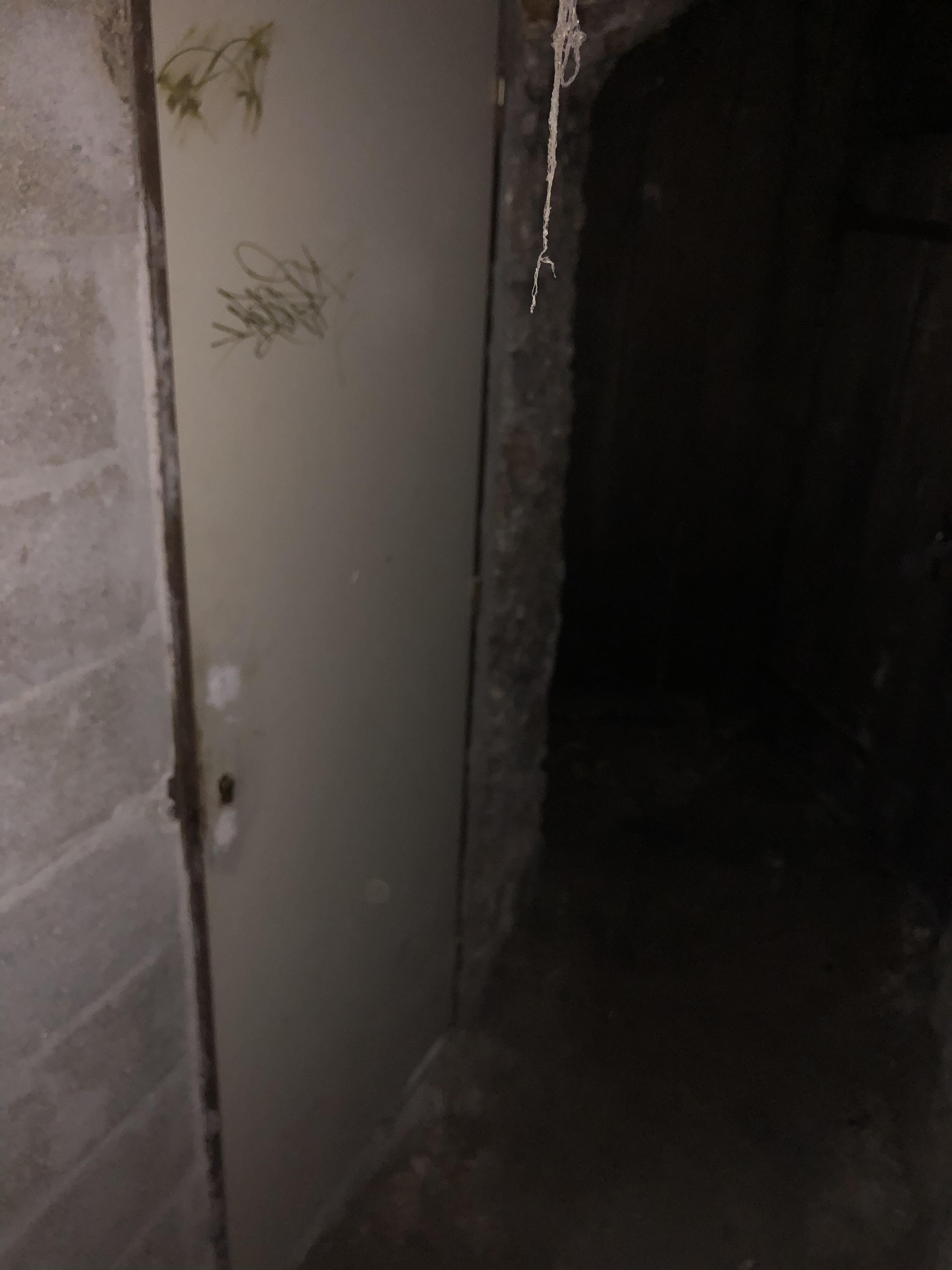 cave sol beton deuxieme ssol rue Lancry