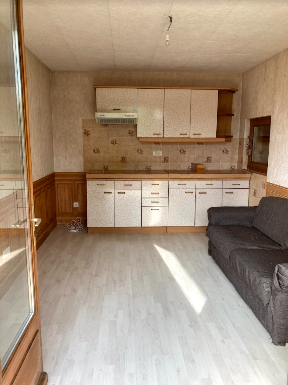 Pièce de stockage 10.5m² - attenante résidence principale