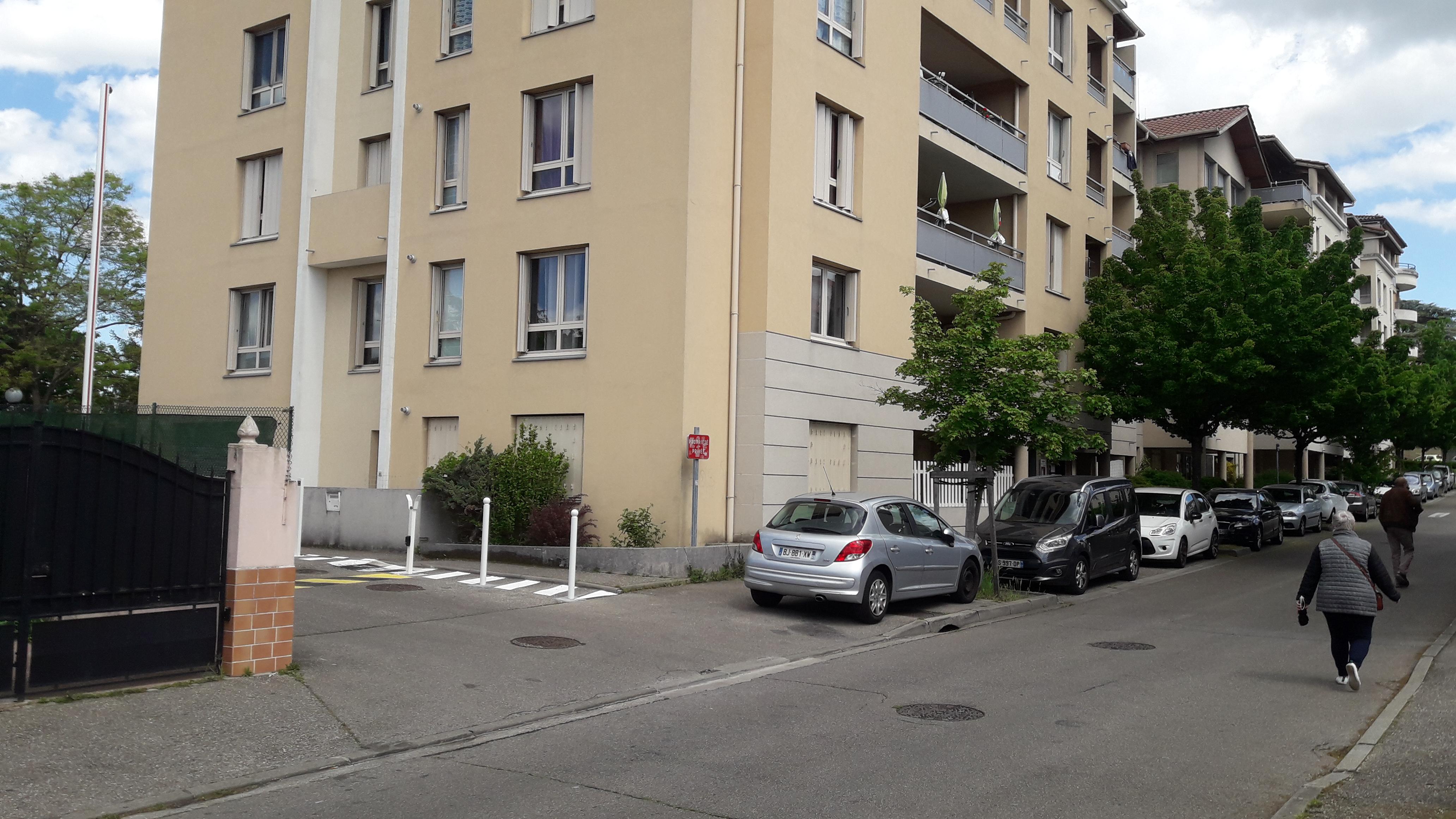 Garage sécurisé 12m²