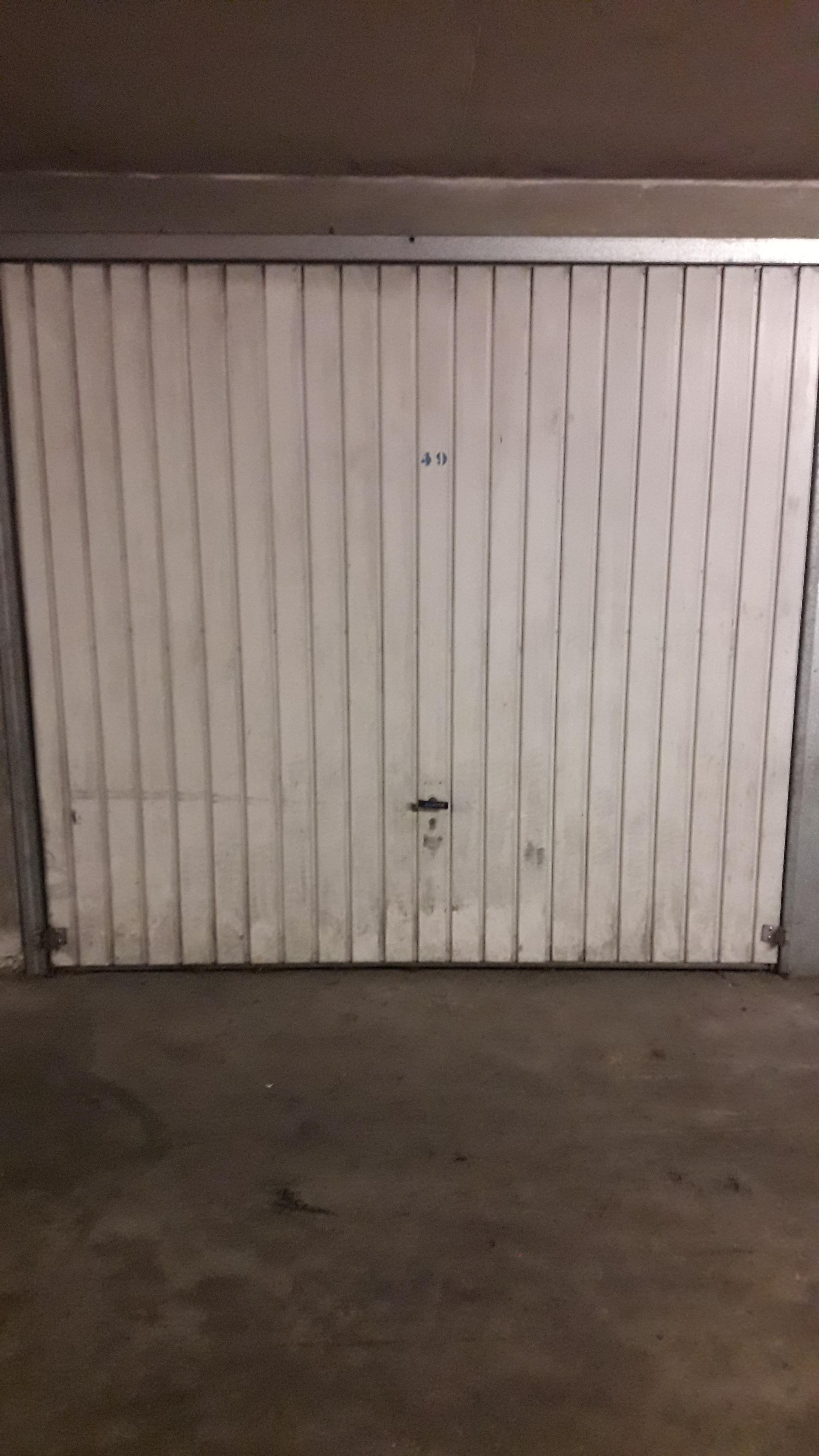 Garage / Local à vélo / St Priest