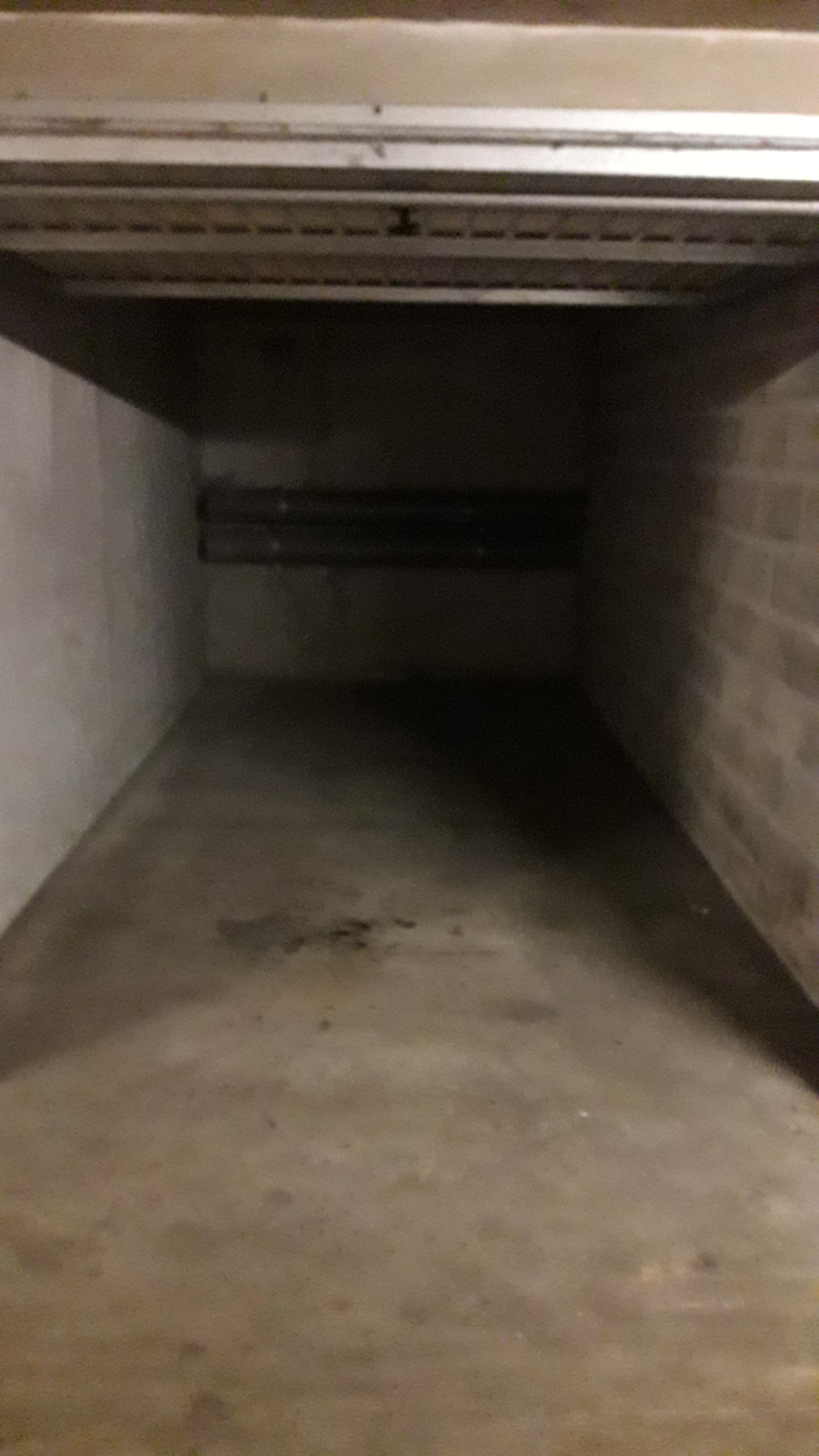 Garage fermé à louer