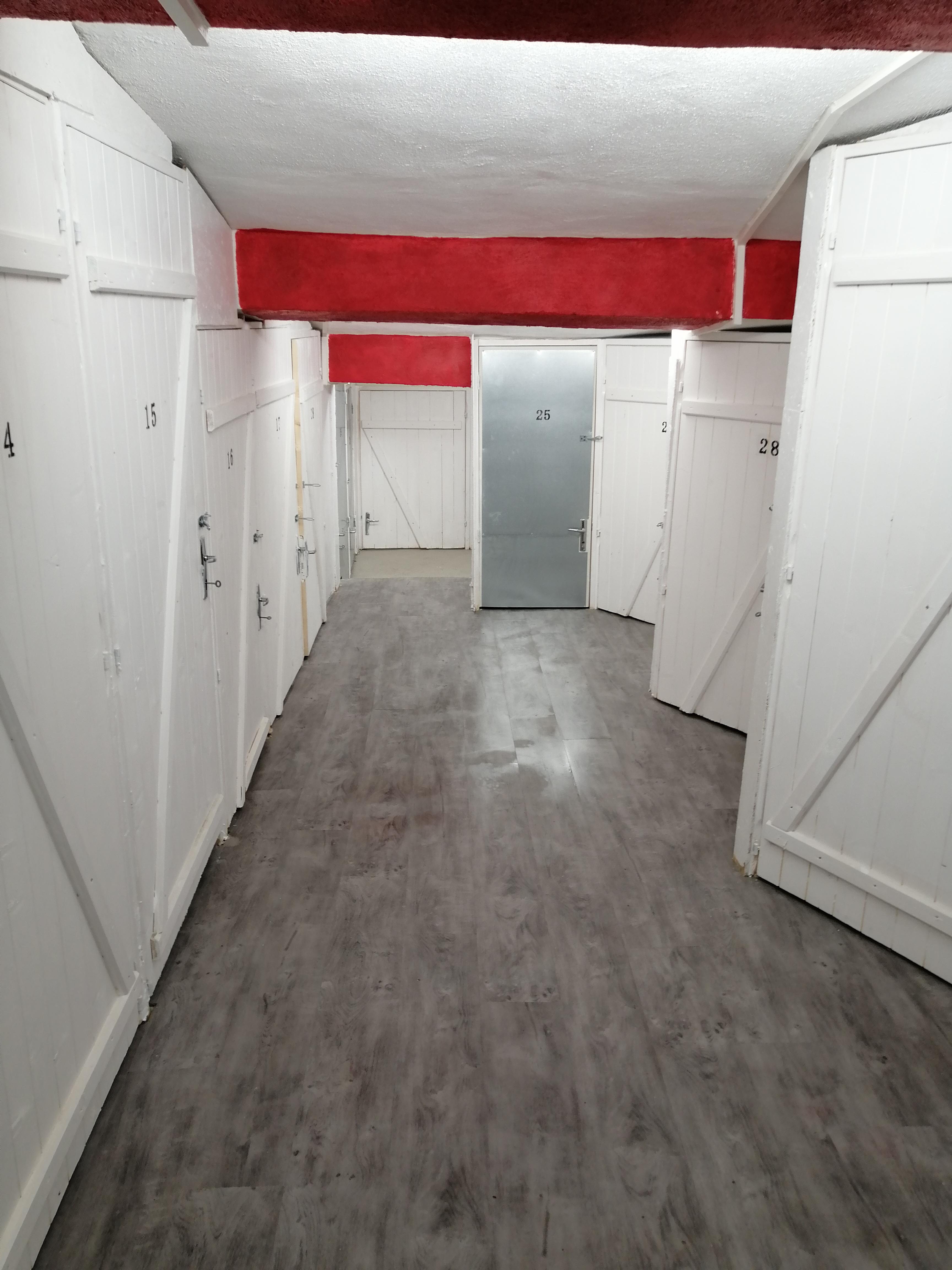 Magnifique Box de stockage sécurisé 1m² - Paris