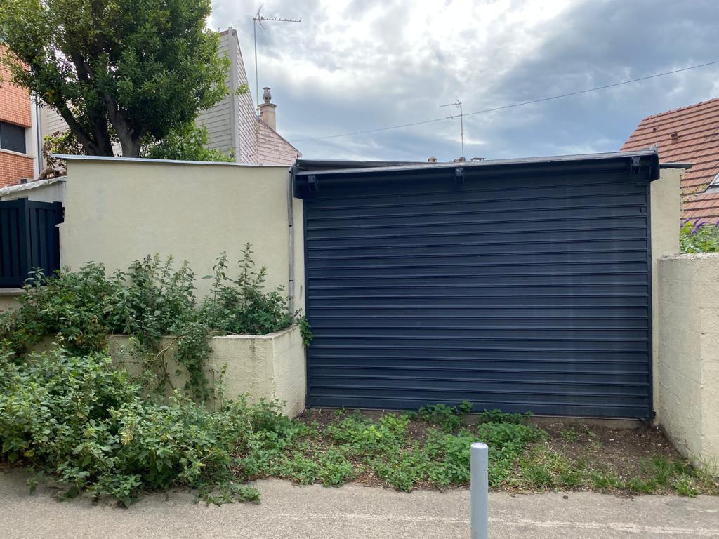 hangar + jardin pour stockage (ancienne menuiserie)