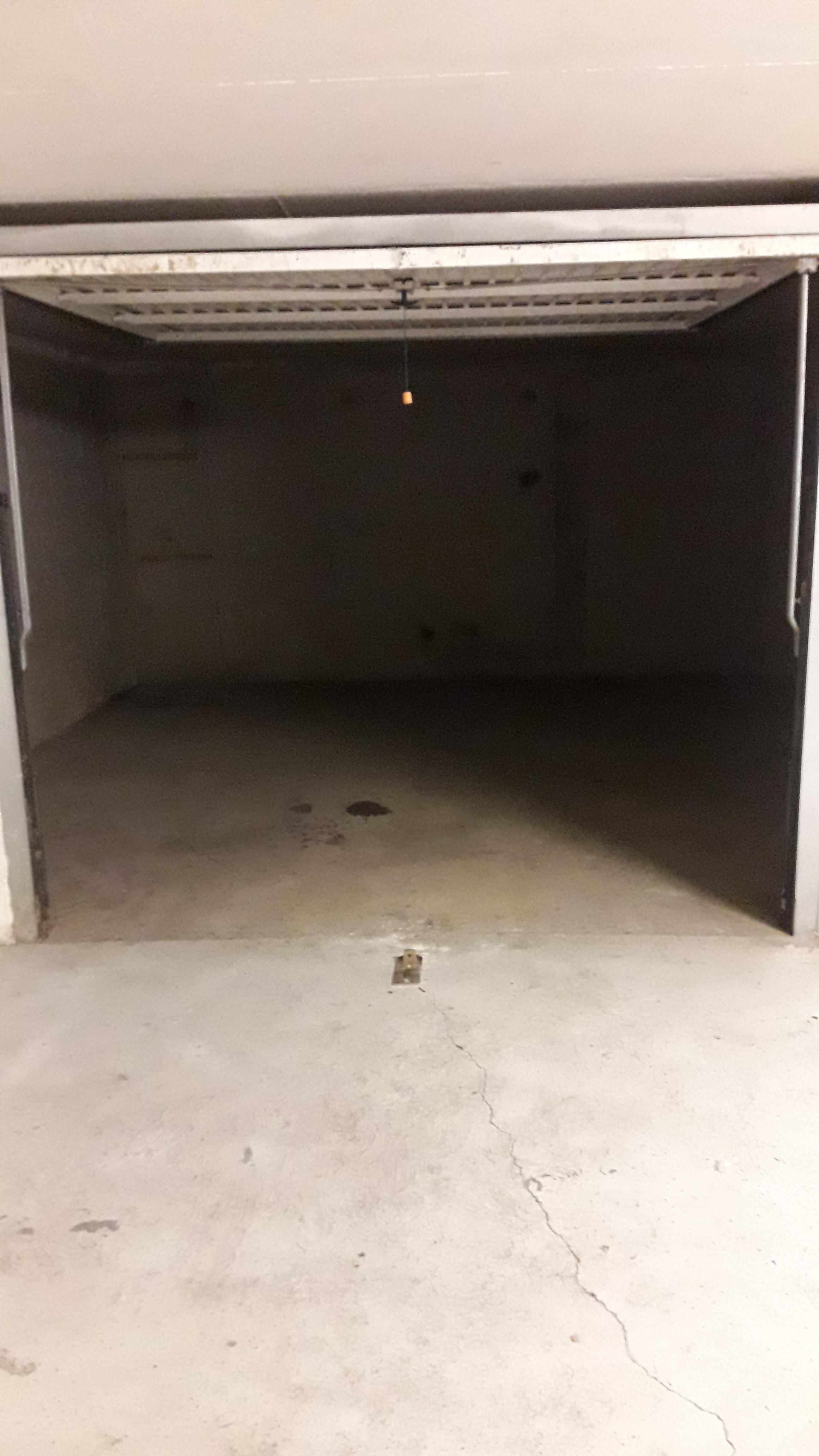 Stationnement / Double garage / Givors