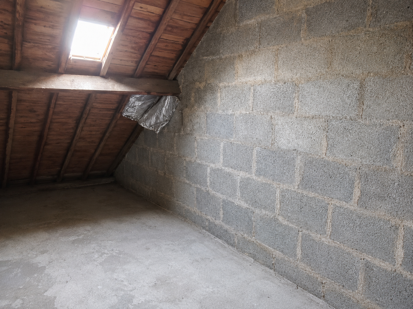Grenier pour stockage