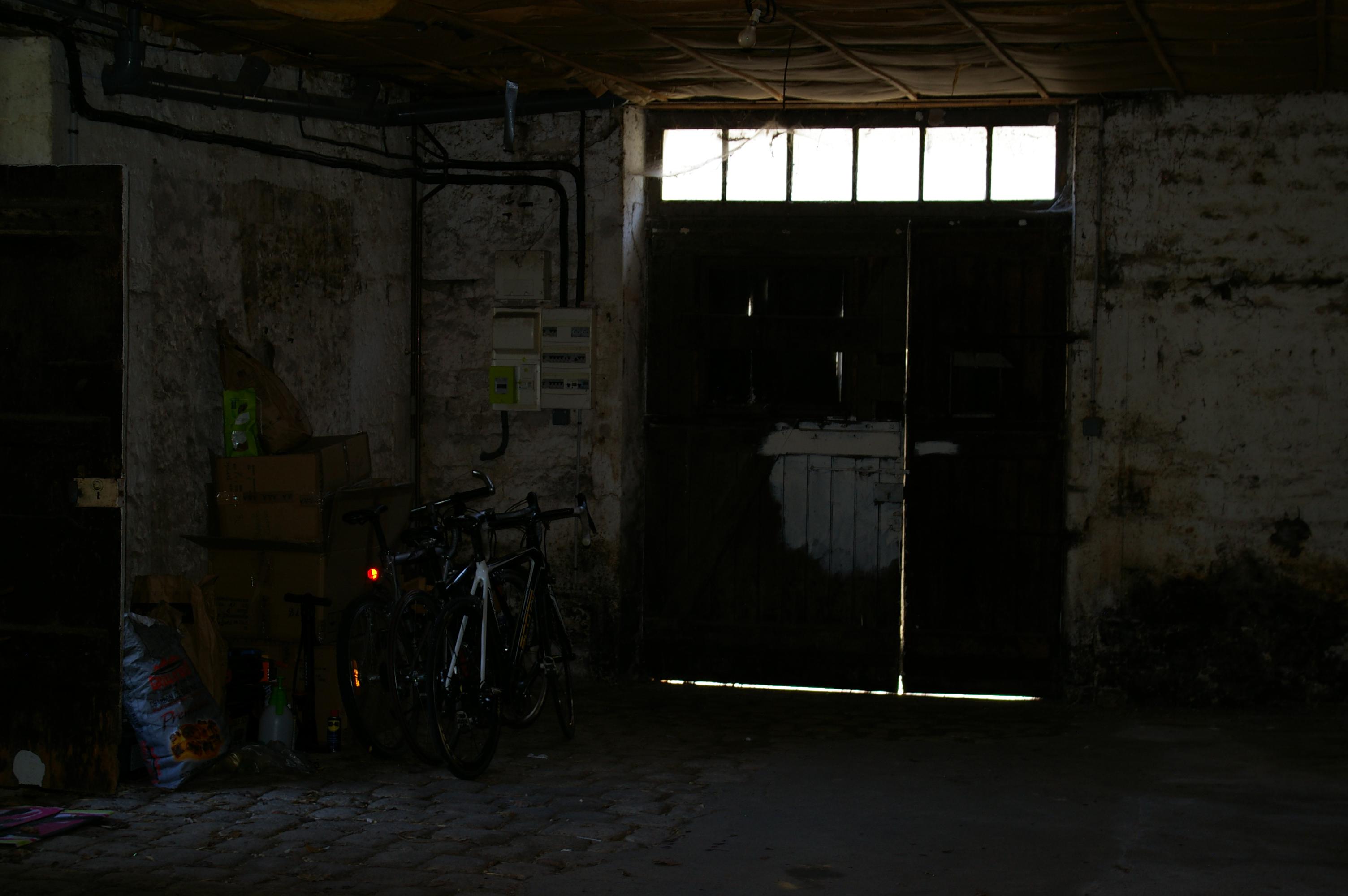 Chai de stockage 60 m2, Jarnac, Charente