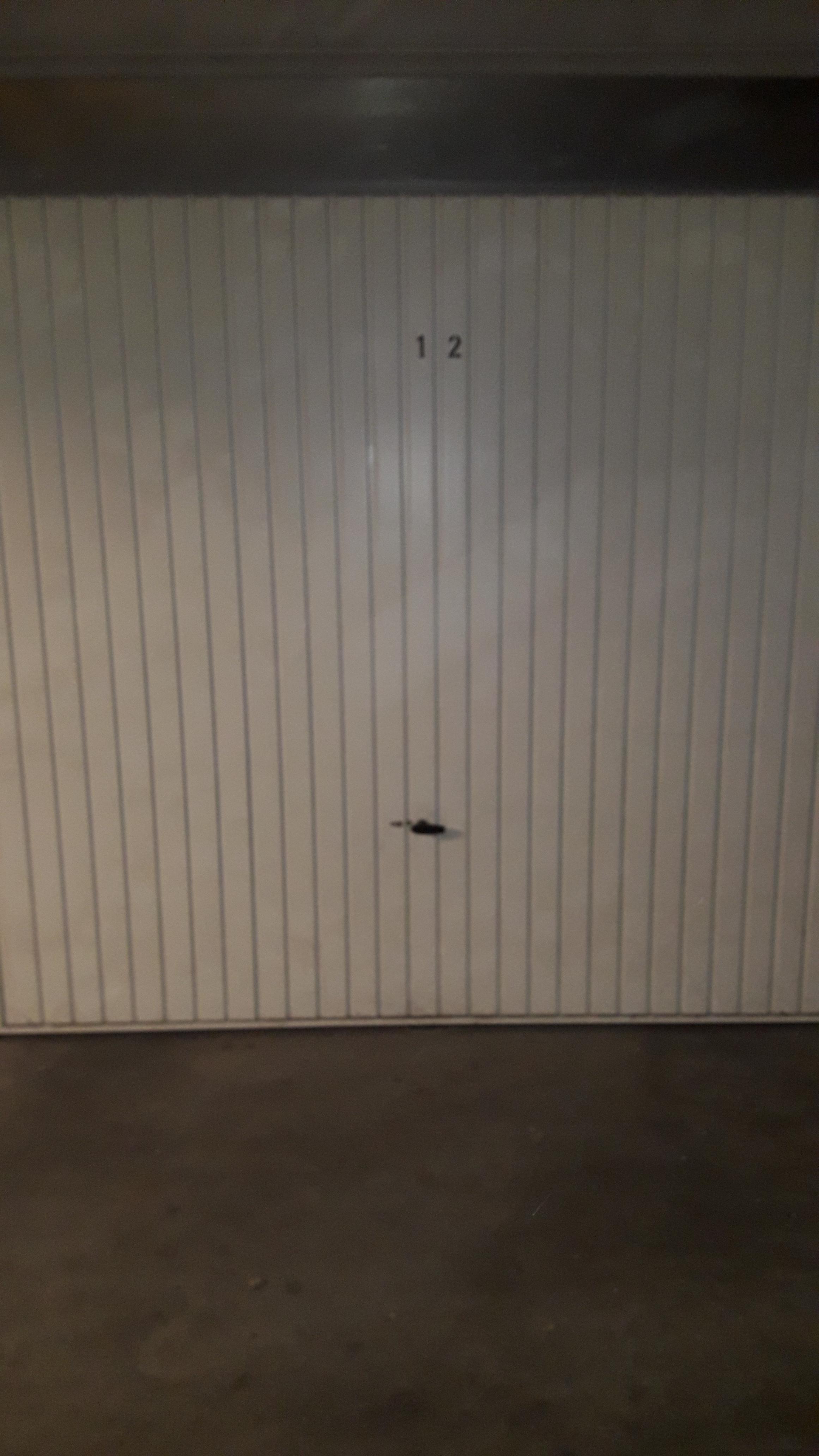 Garage en sous-sol / Vénissieux centre