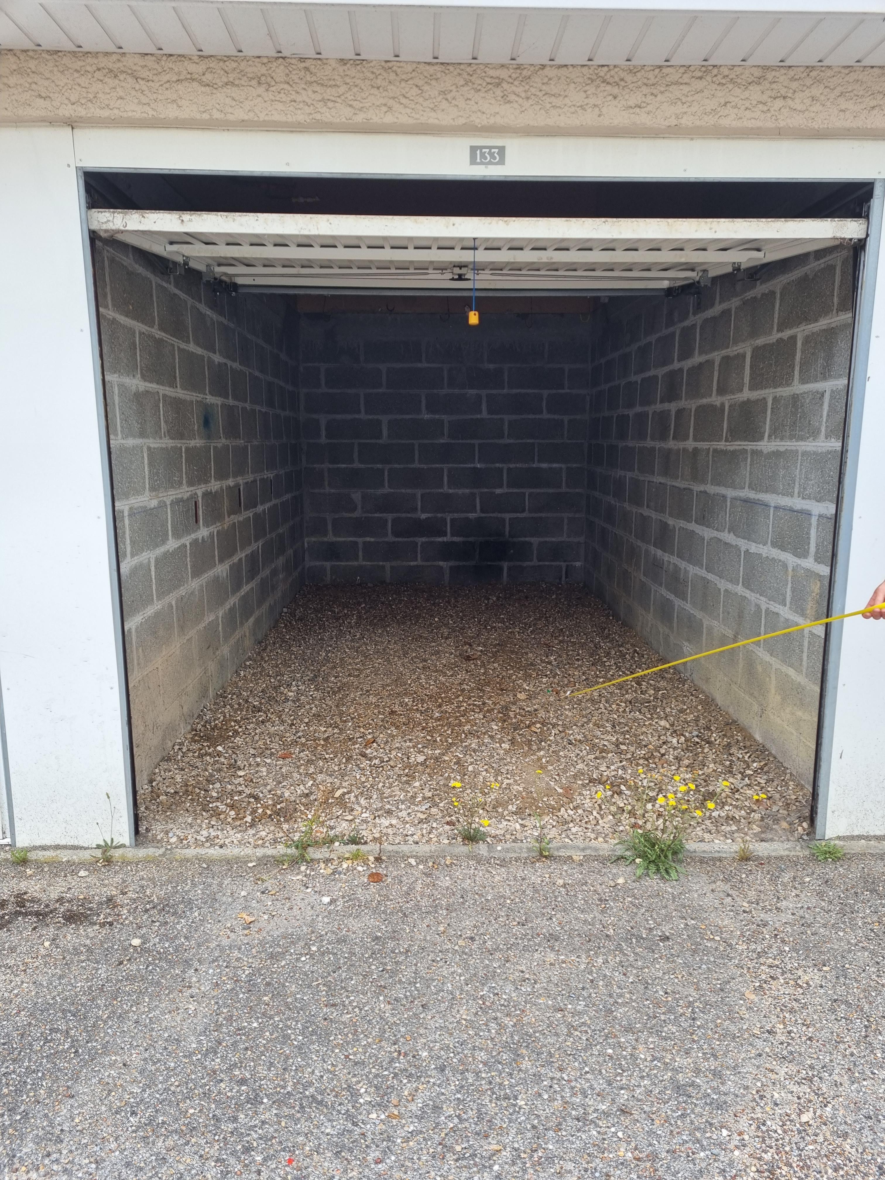 Grand box en location Yvetot : stockage ou