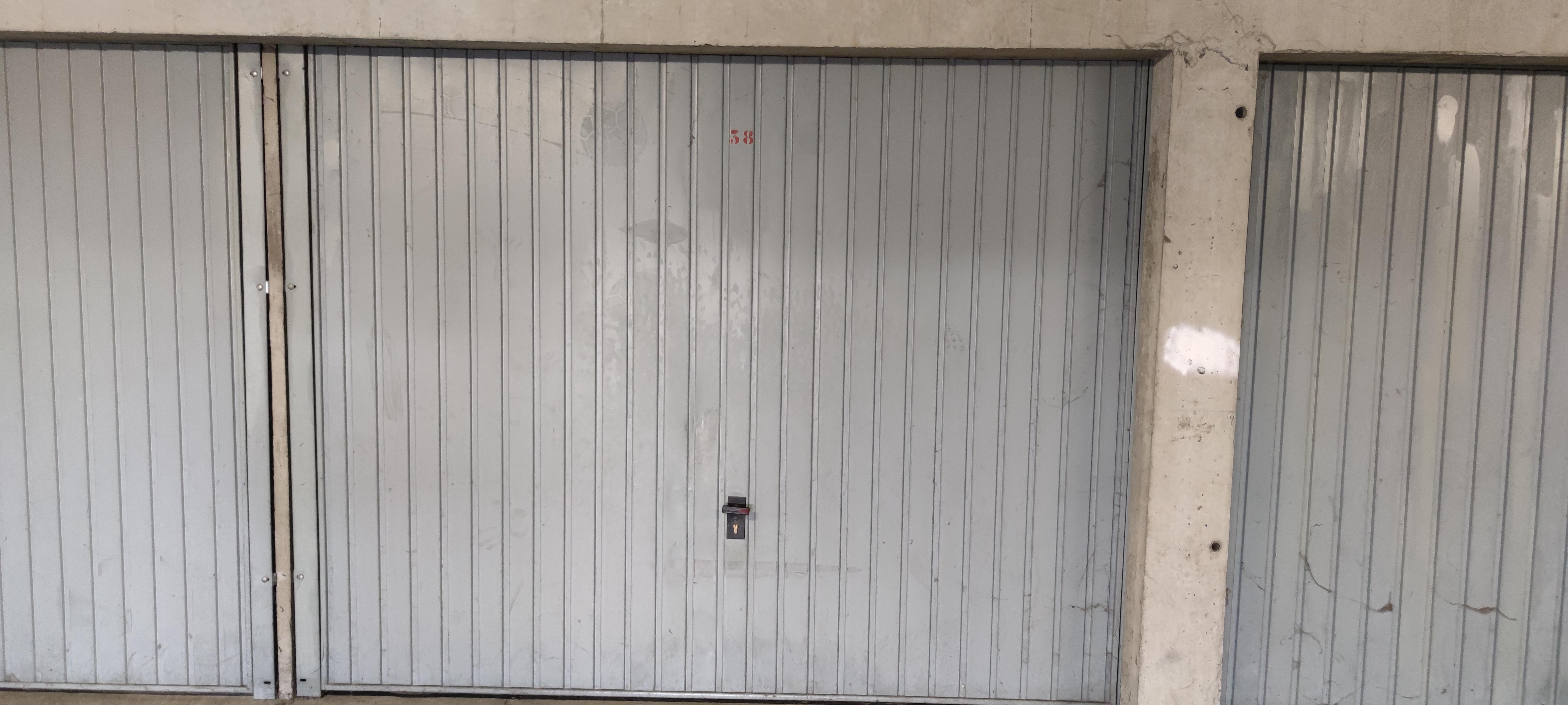 Location d'un garage fermé en sous-sol : Valence
