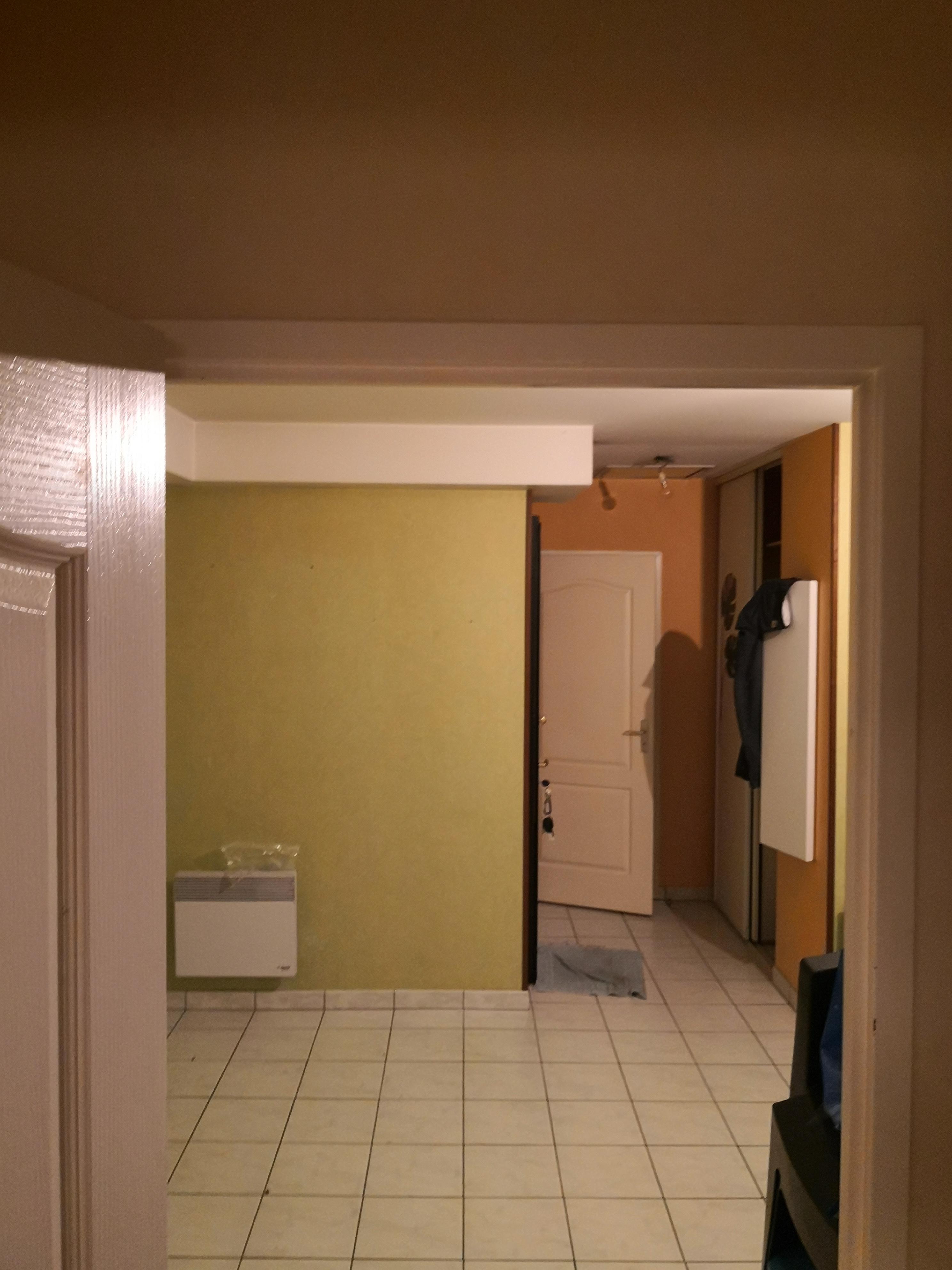 Pièce de 20m2 proche gare de Combs-la-ville