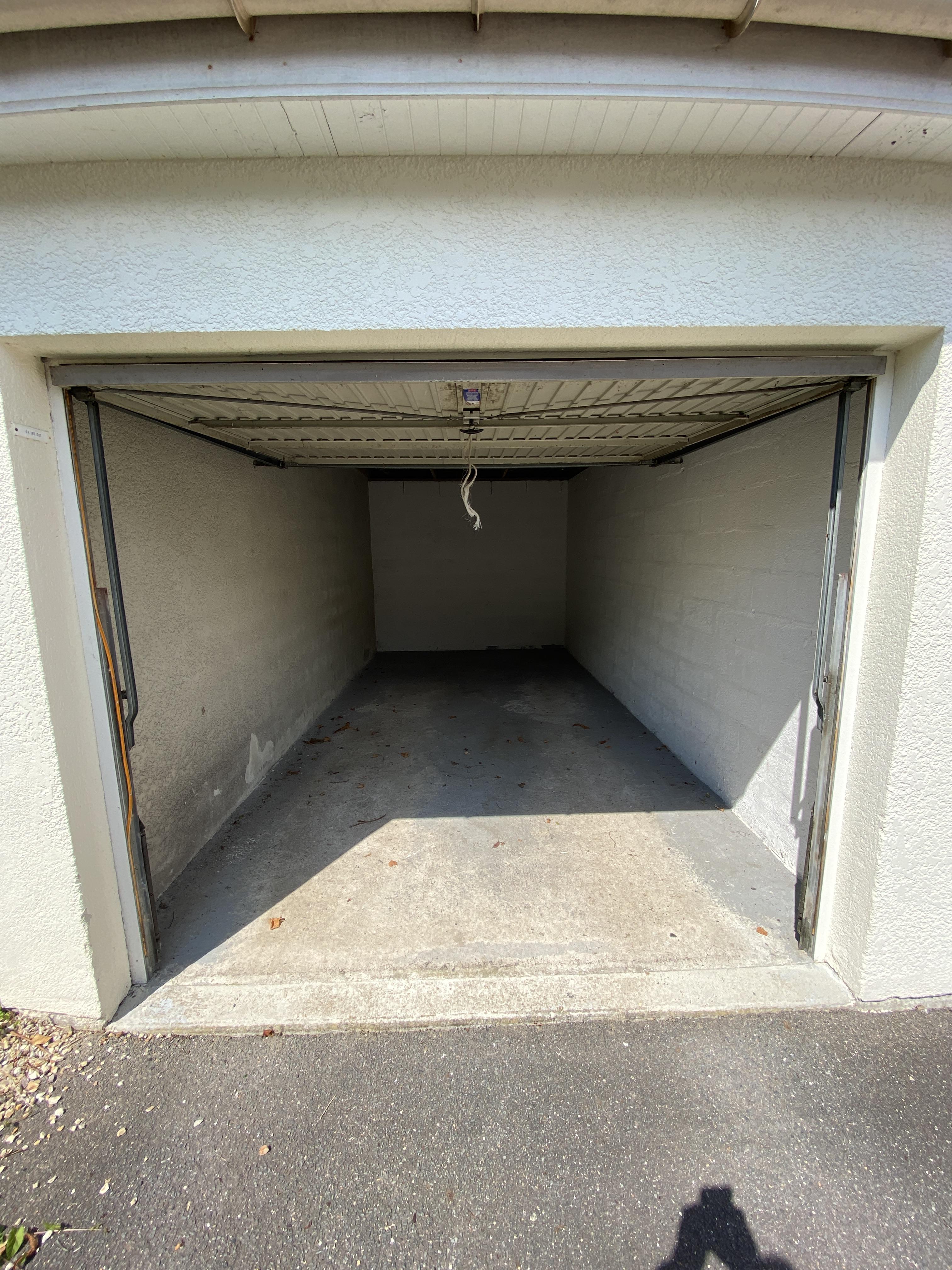Location grand box : 16m2 stockage / parking
