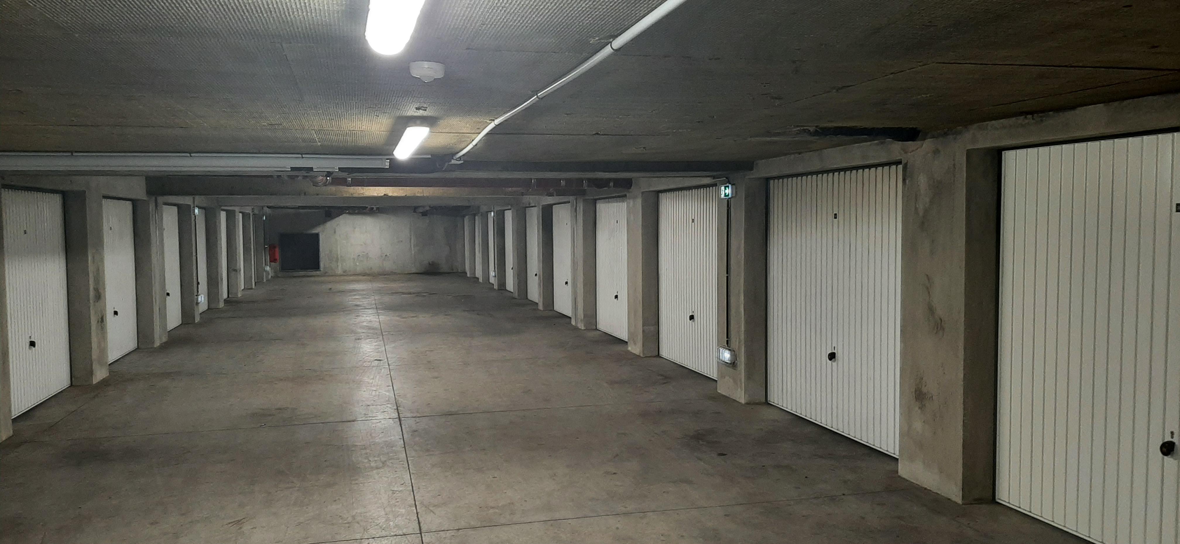 Parking fermé Strasbourg 13m2