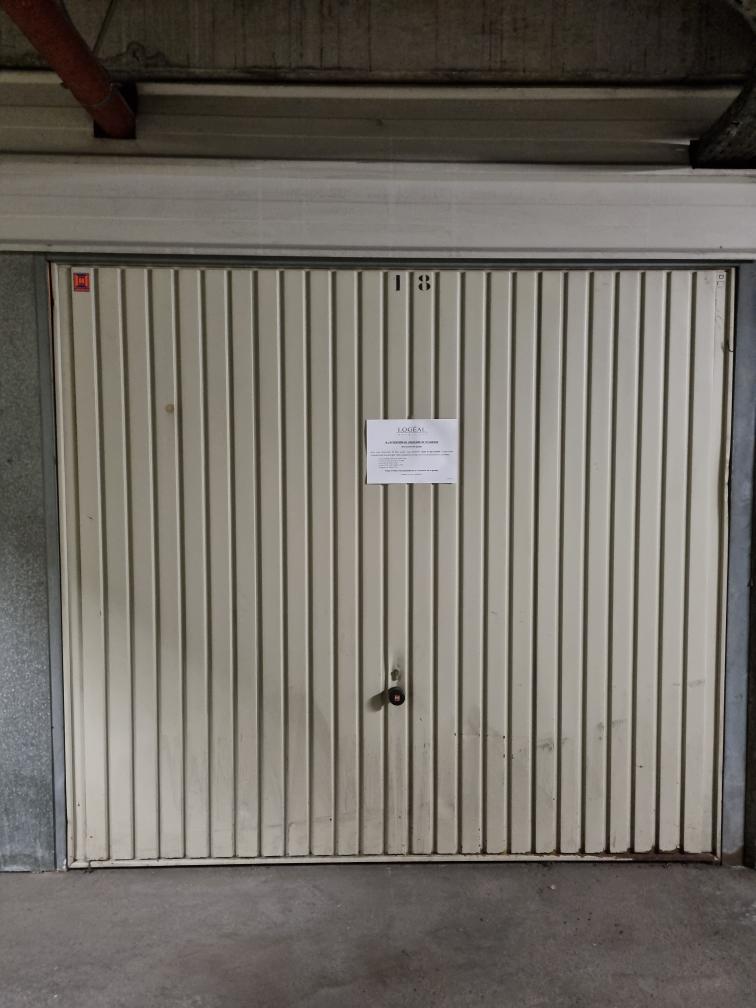 Location garage / parking grillager / Lillebonne