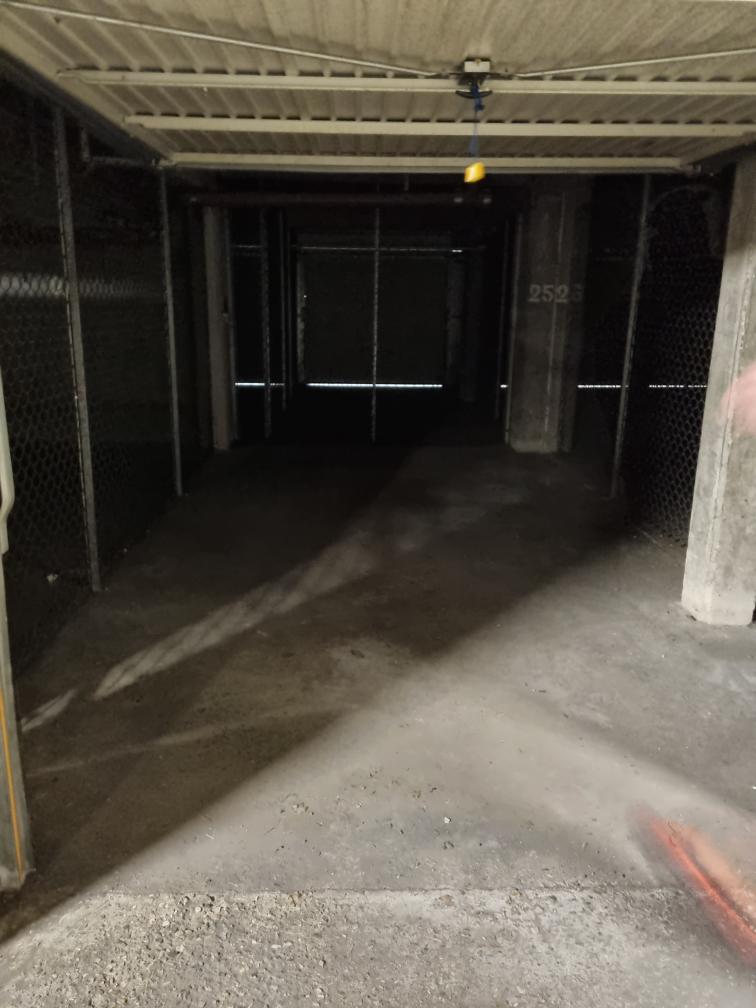 Location grand garage fermé