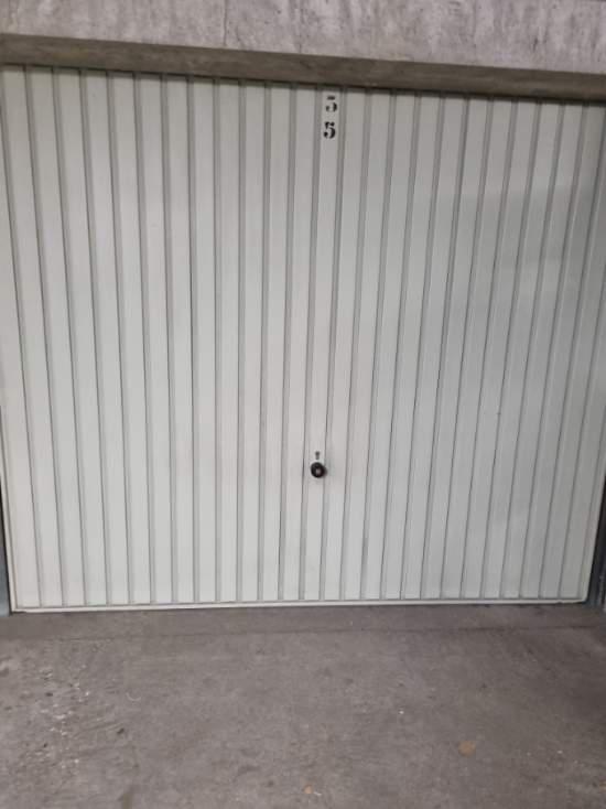 Garage fermé pour parking / Yvetot
