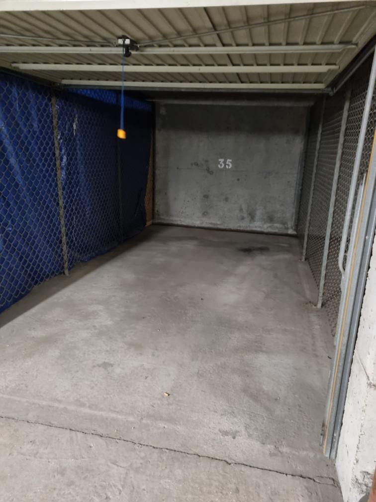 Garage fermé pour parking / Yvetot
