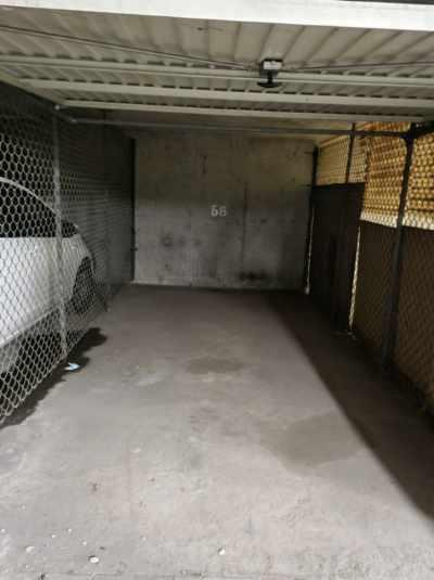 A louer / garage fermé / Yvetot