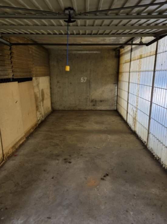 Location : garage / parking fermé Yvetot