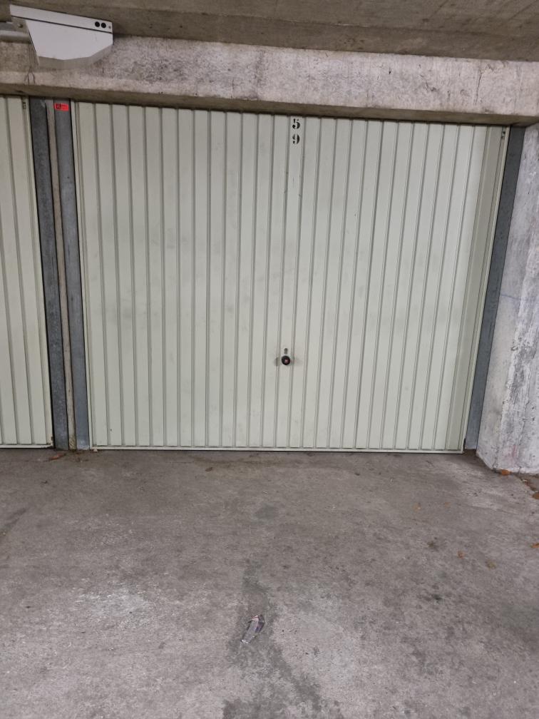 Location garage privé et fermé / Yvetot
