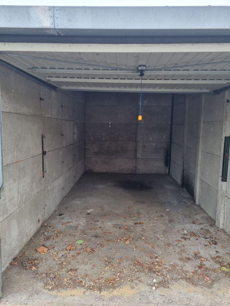 Location petit garage pour stockage ou parking