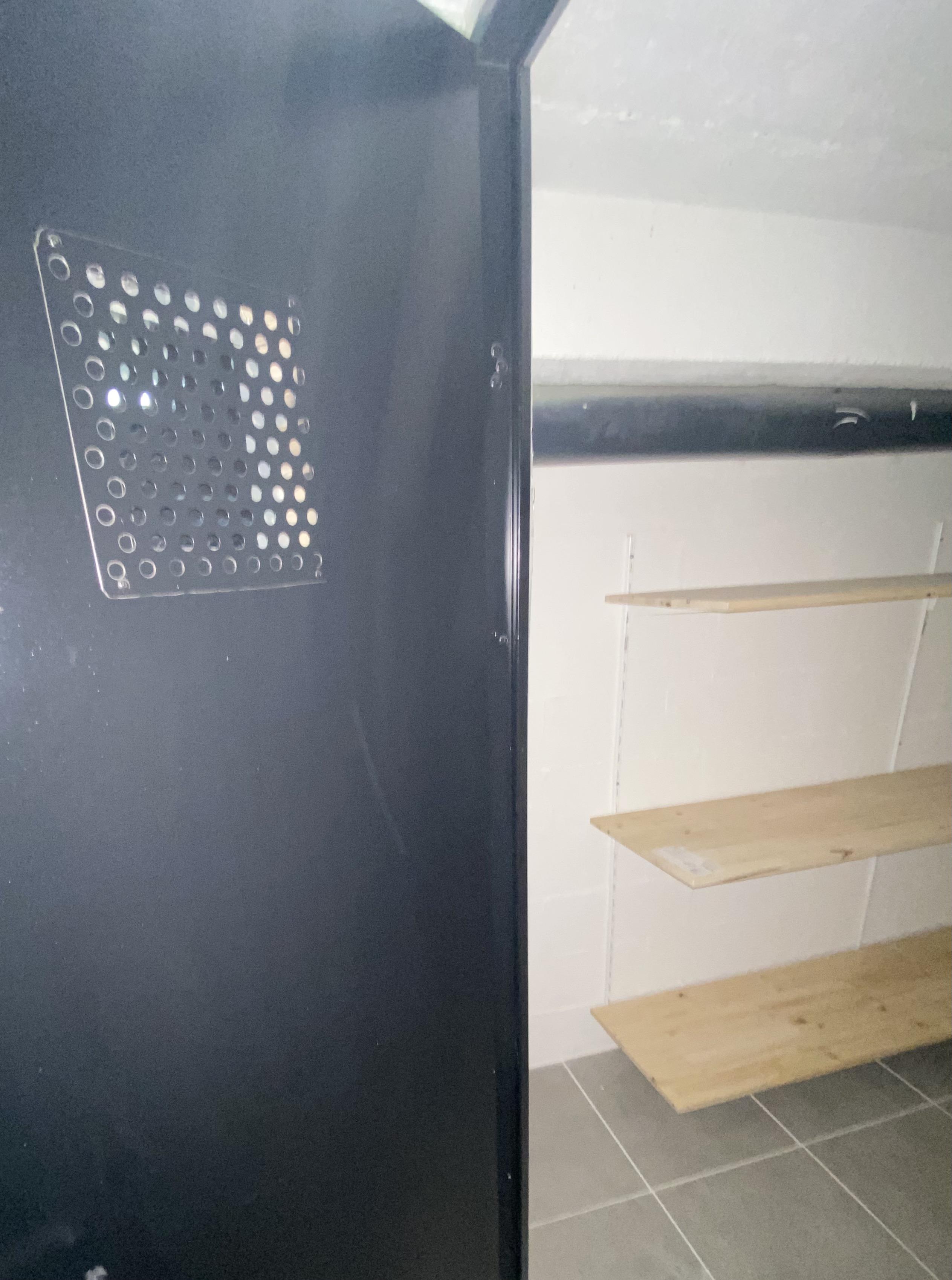 Cave saine Porte de la Villette : "