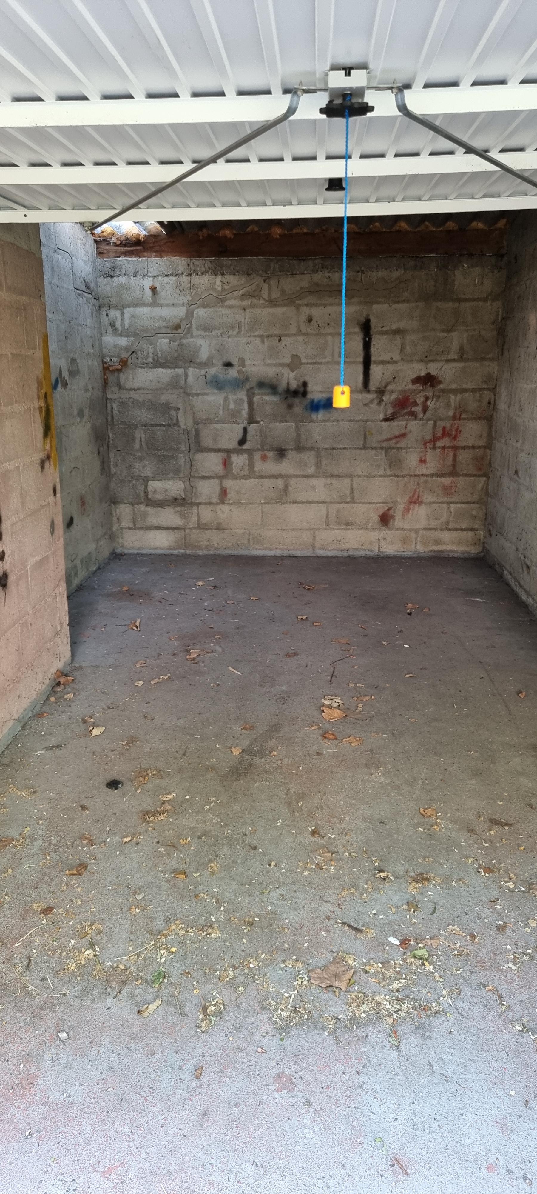 Box stockage en rez-de-chaussée