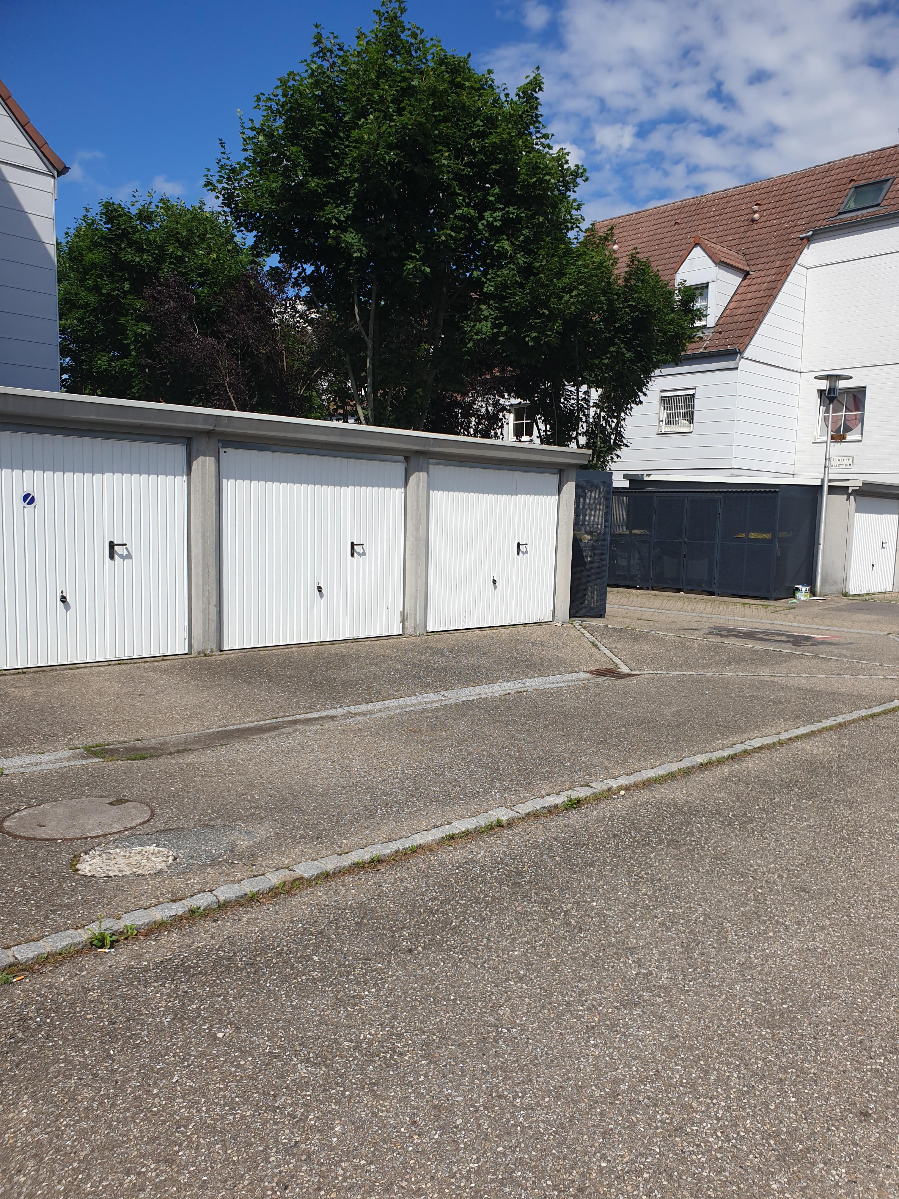 Location garage fermé en location