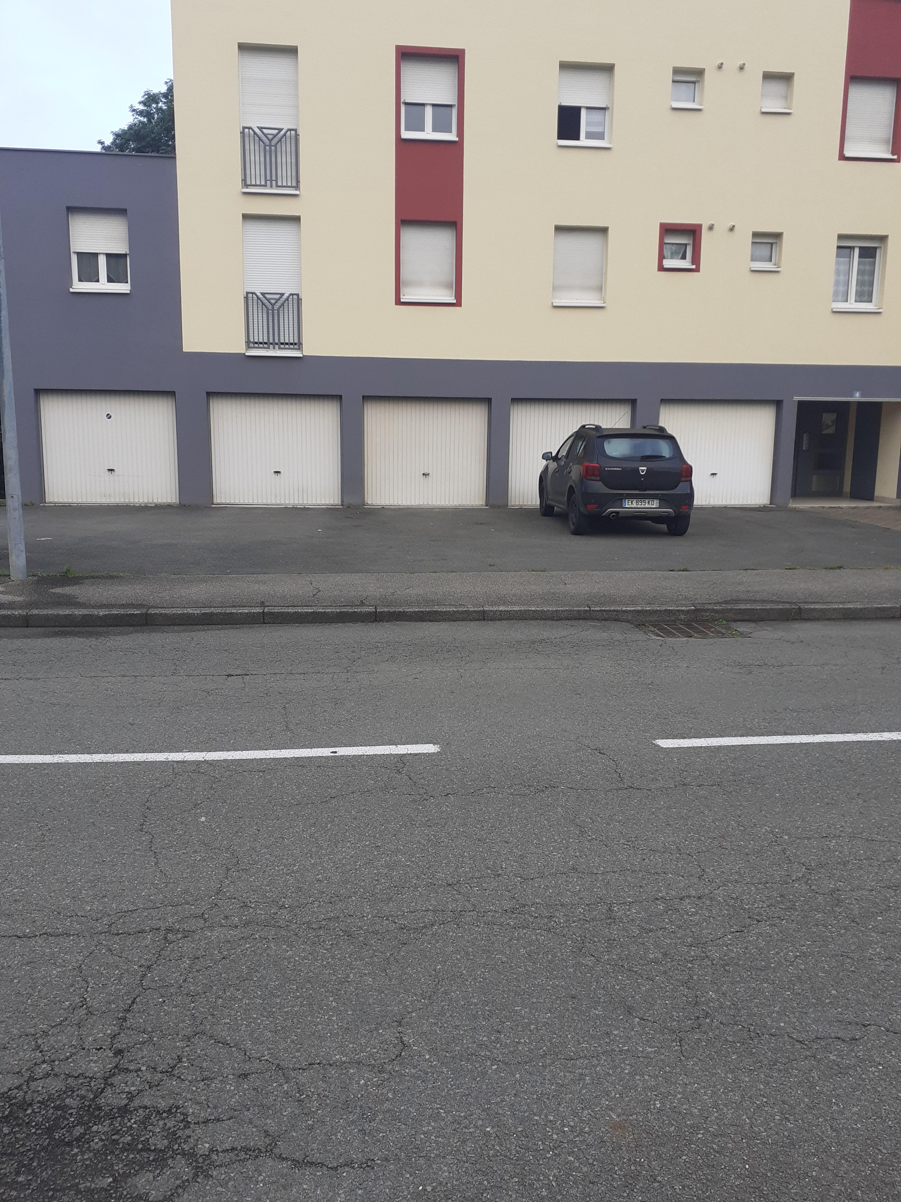 Garage à louer proche Belfort