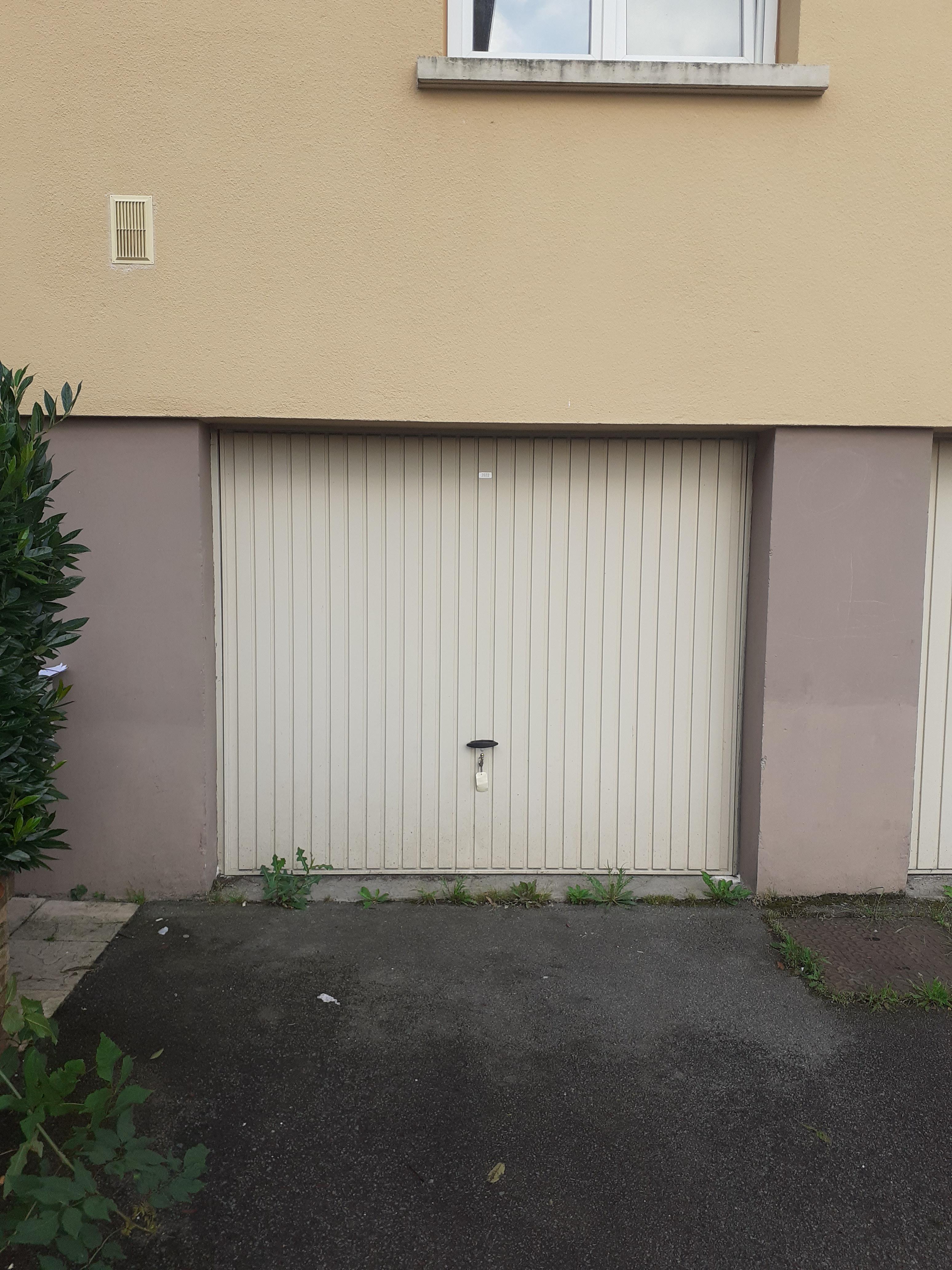 Location grand garage pour parking