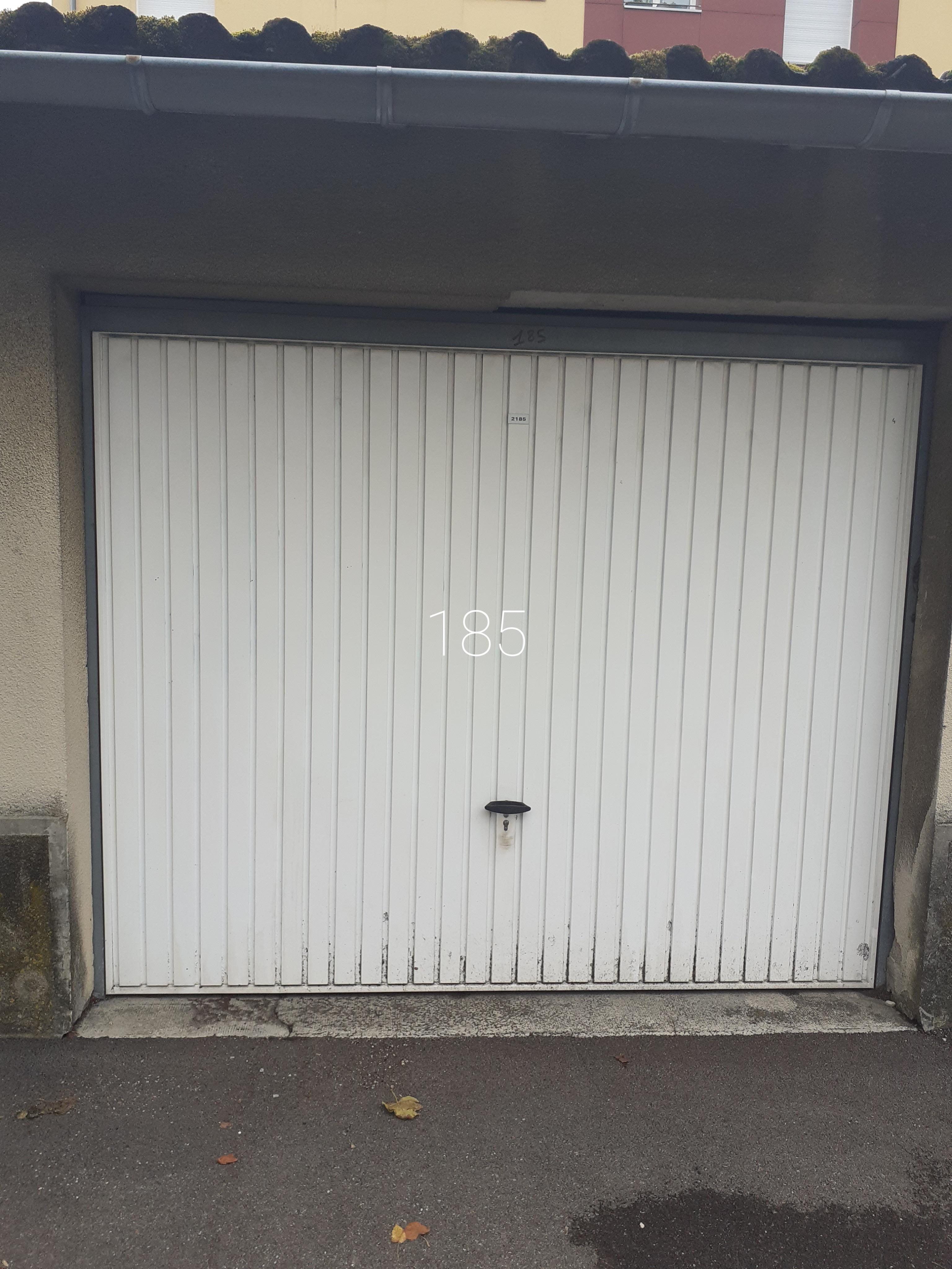 Location / Double garage boxé / Belfort Sud