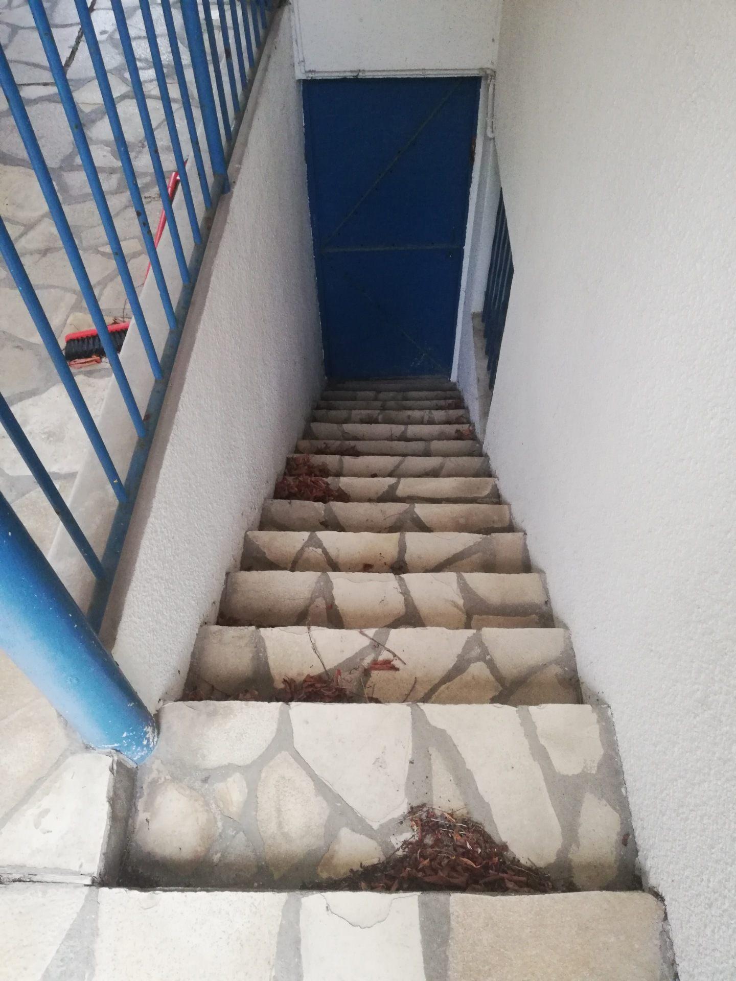 Cave de 40m² avec accès indépendant