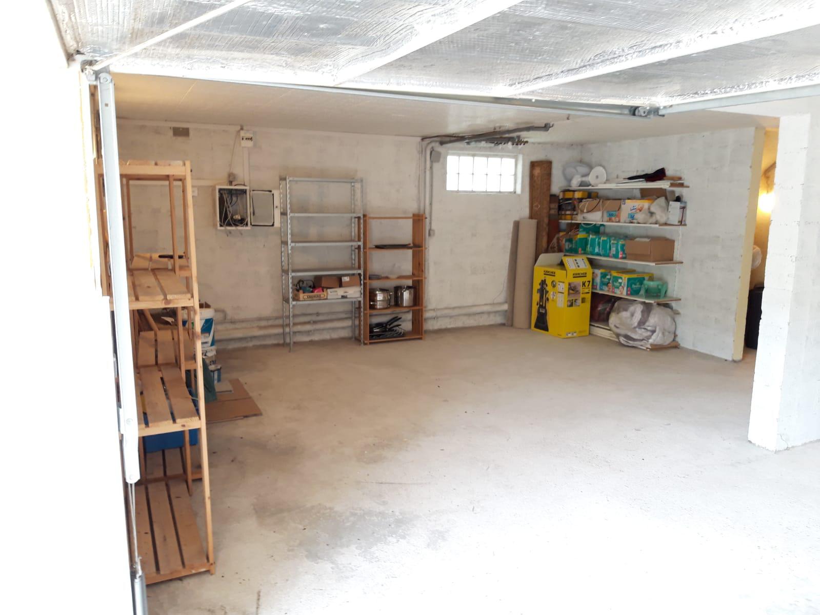 Costockage sécurisé dans un sous-sol semi enterré d’une
