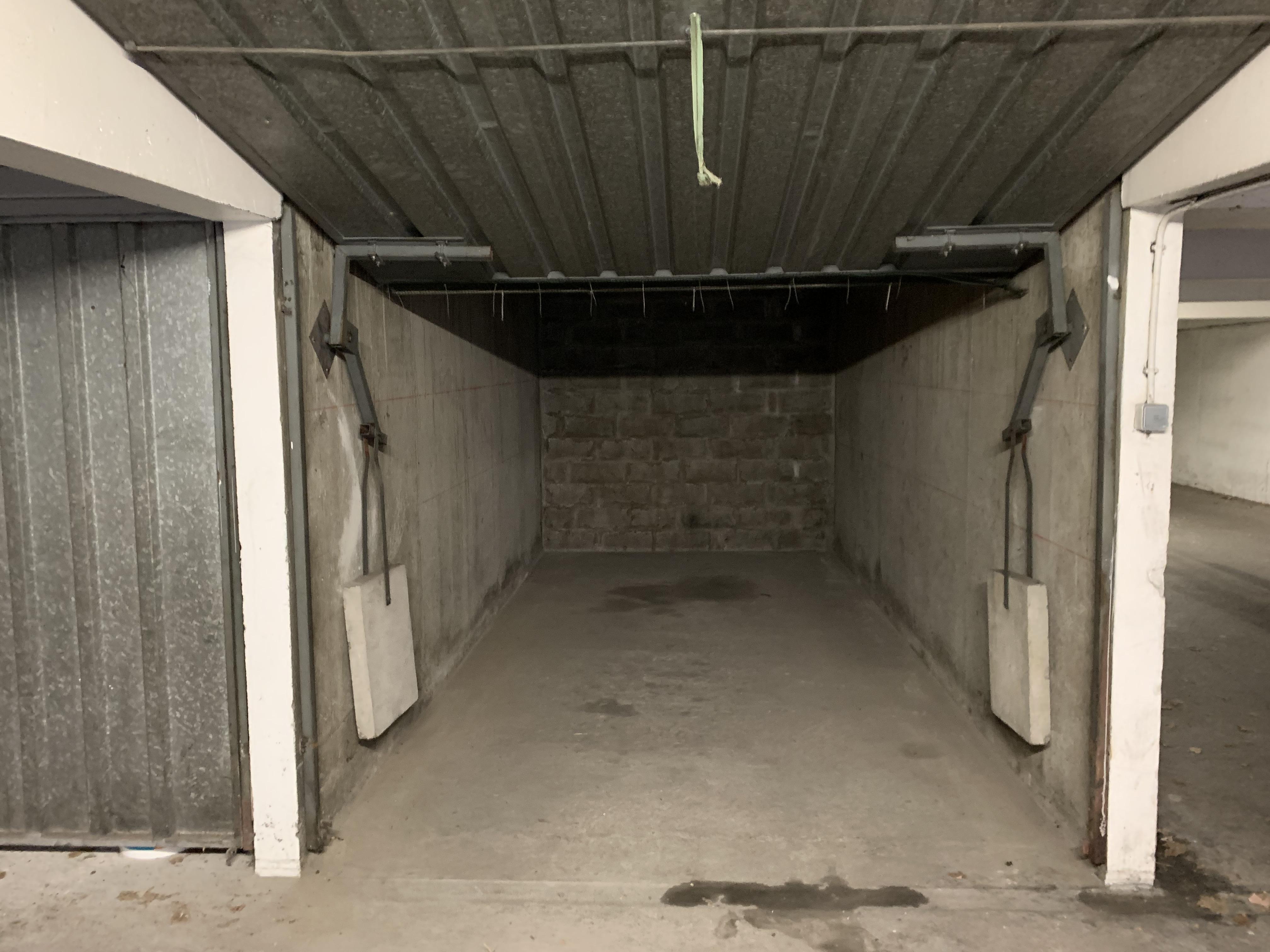 Garage fermé de 14m² à Cognin