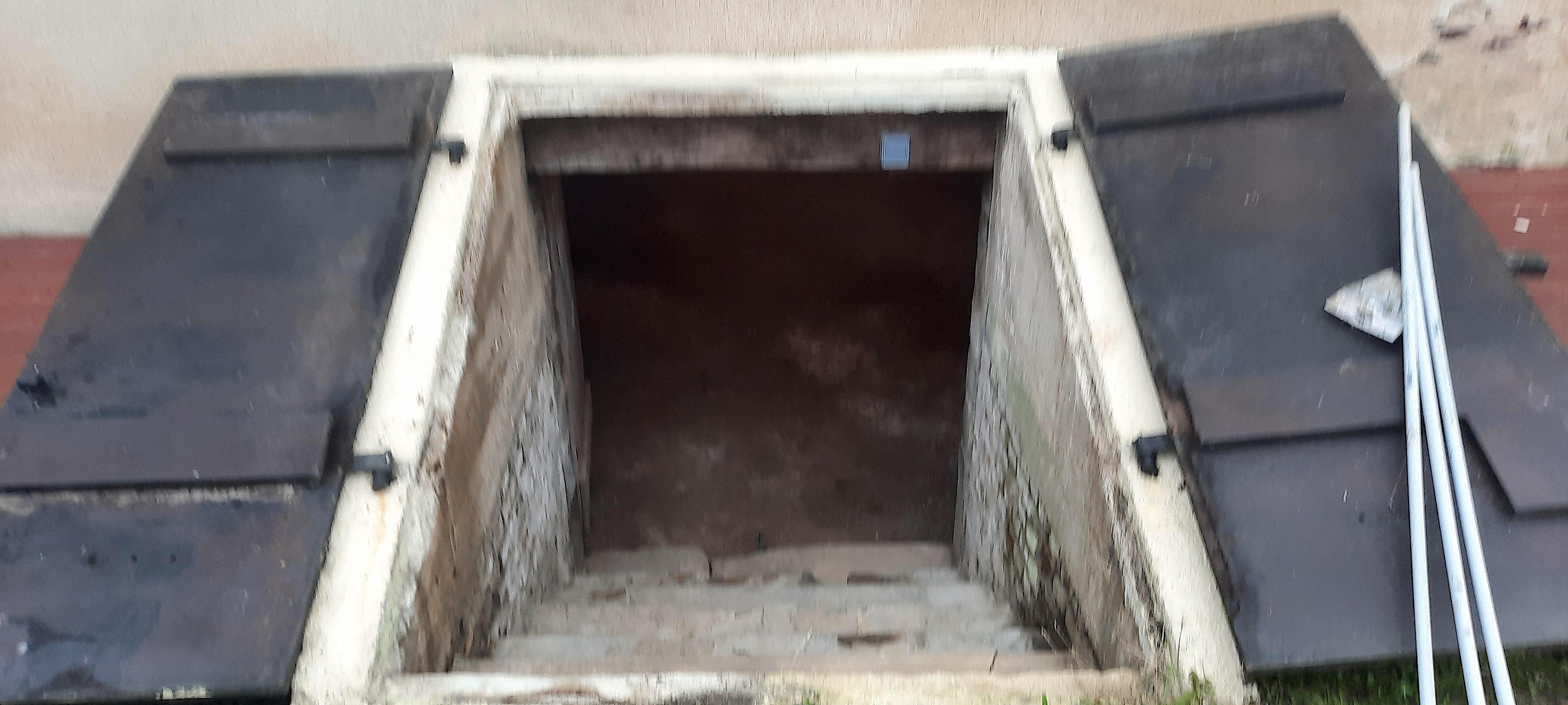 Cave sous habitation avec accès privatif