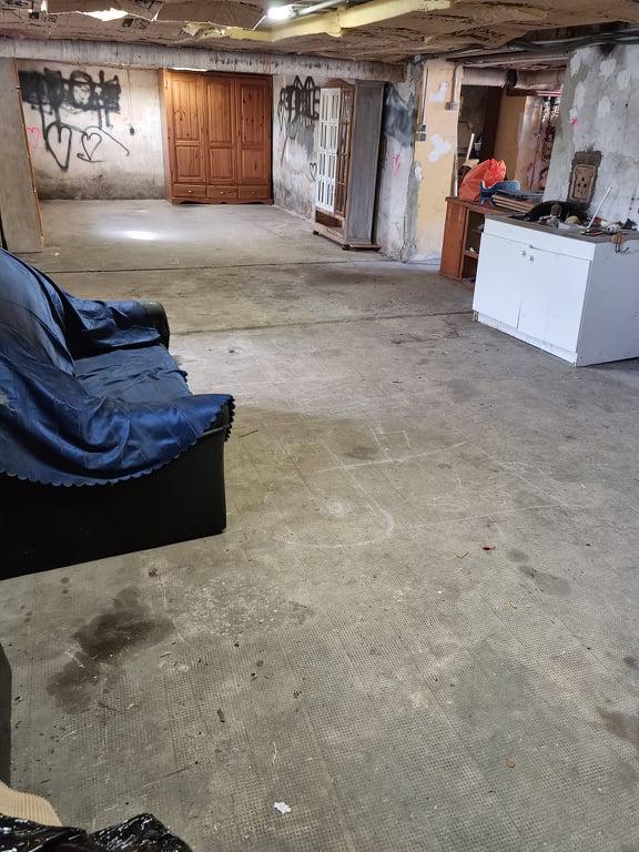 Pièce de 45m2, dans une cave, Rohrbach les