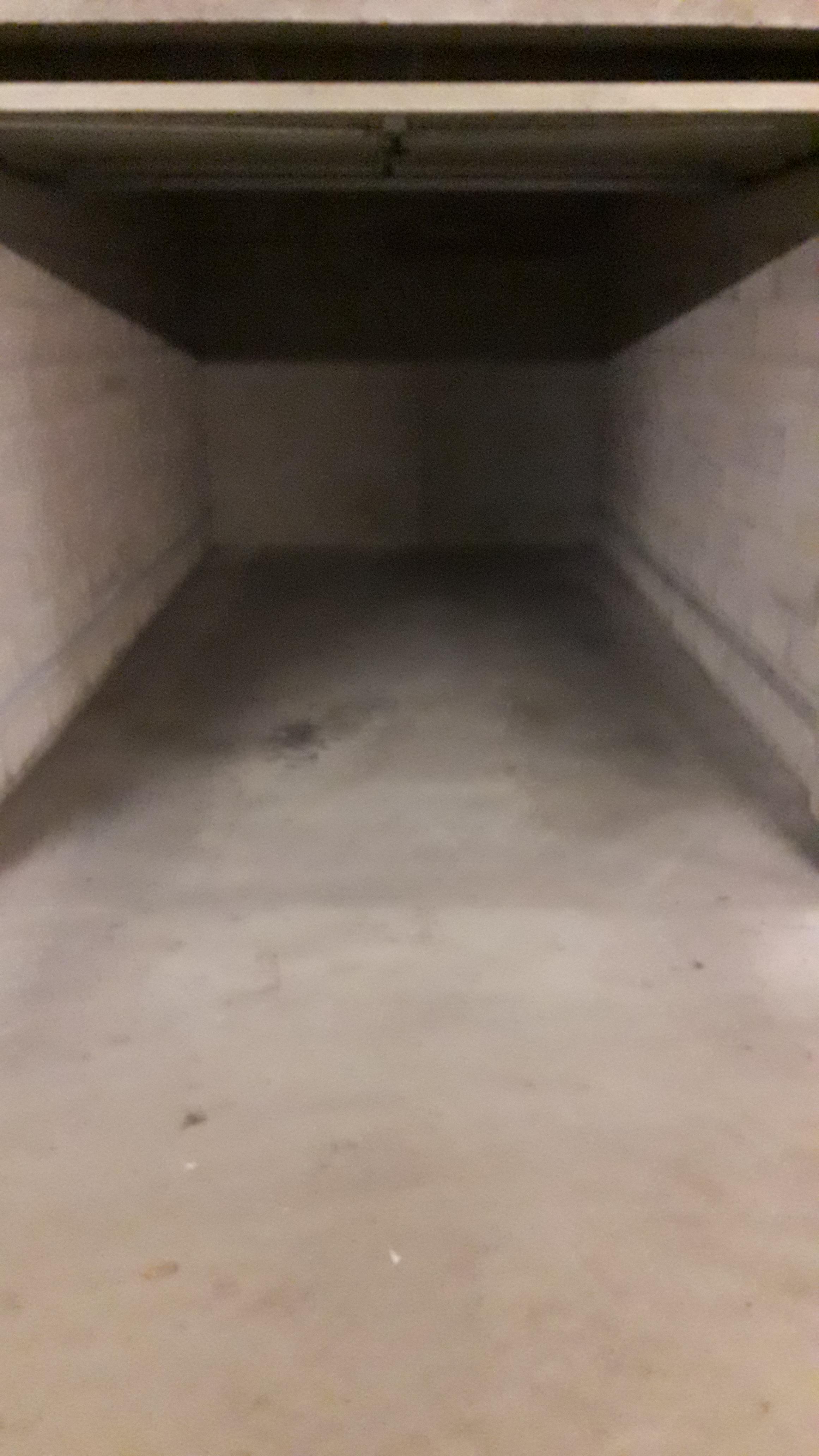 Garage à louer / Ternay