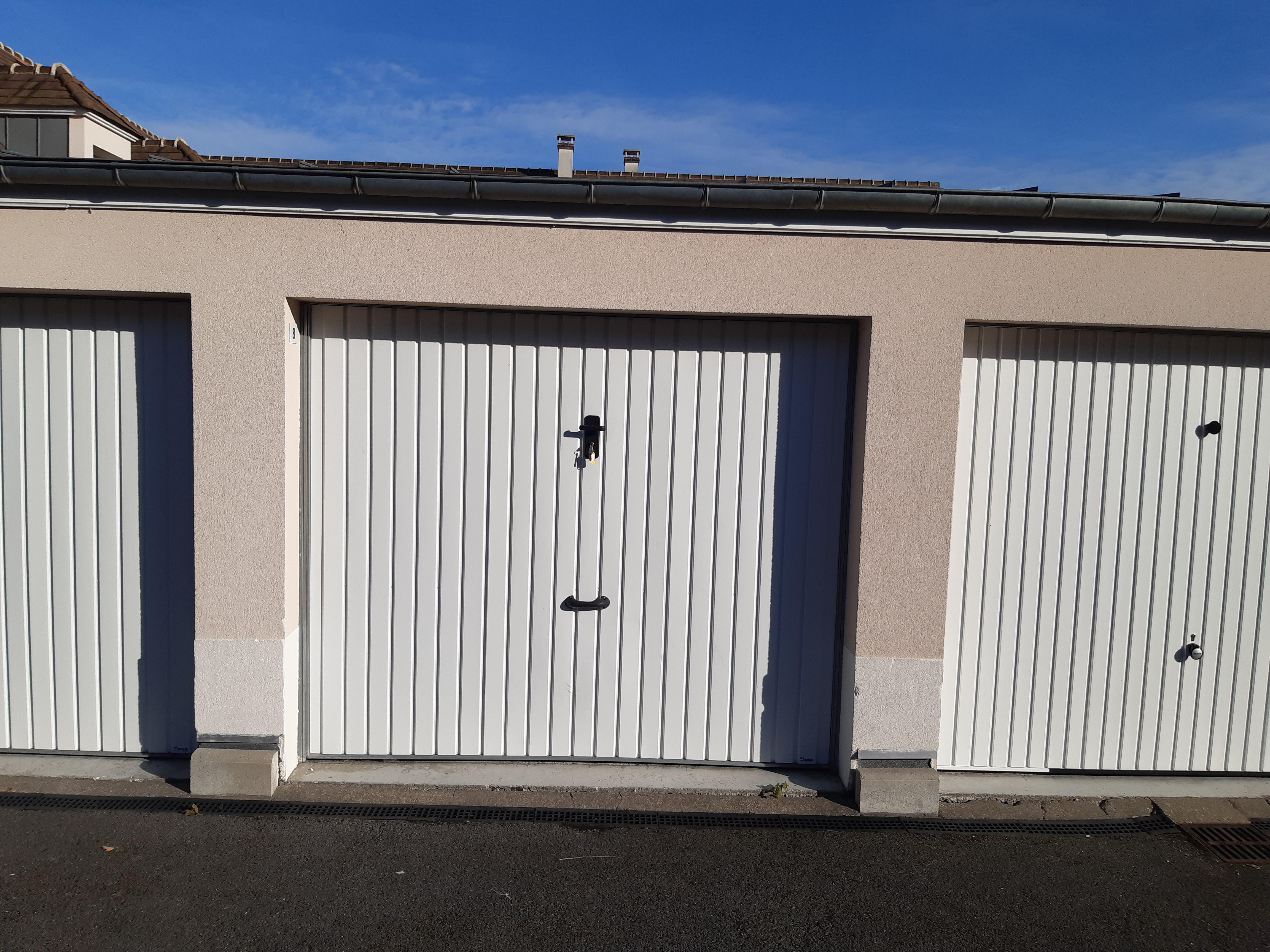 Petit garage individuel fermé / Montataire