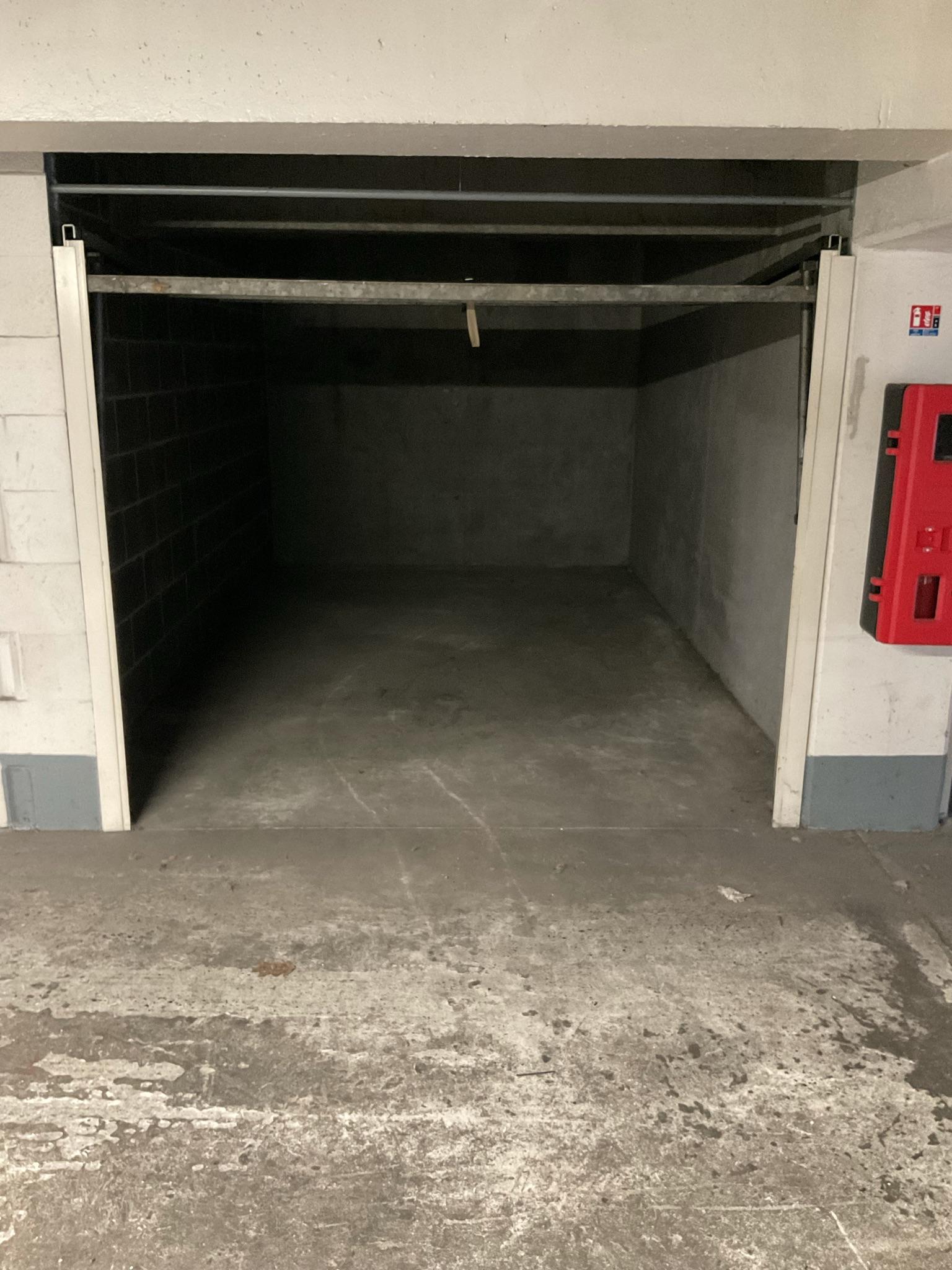 Garage sécurisé en sous-sol